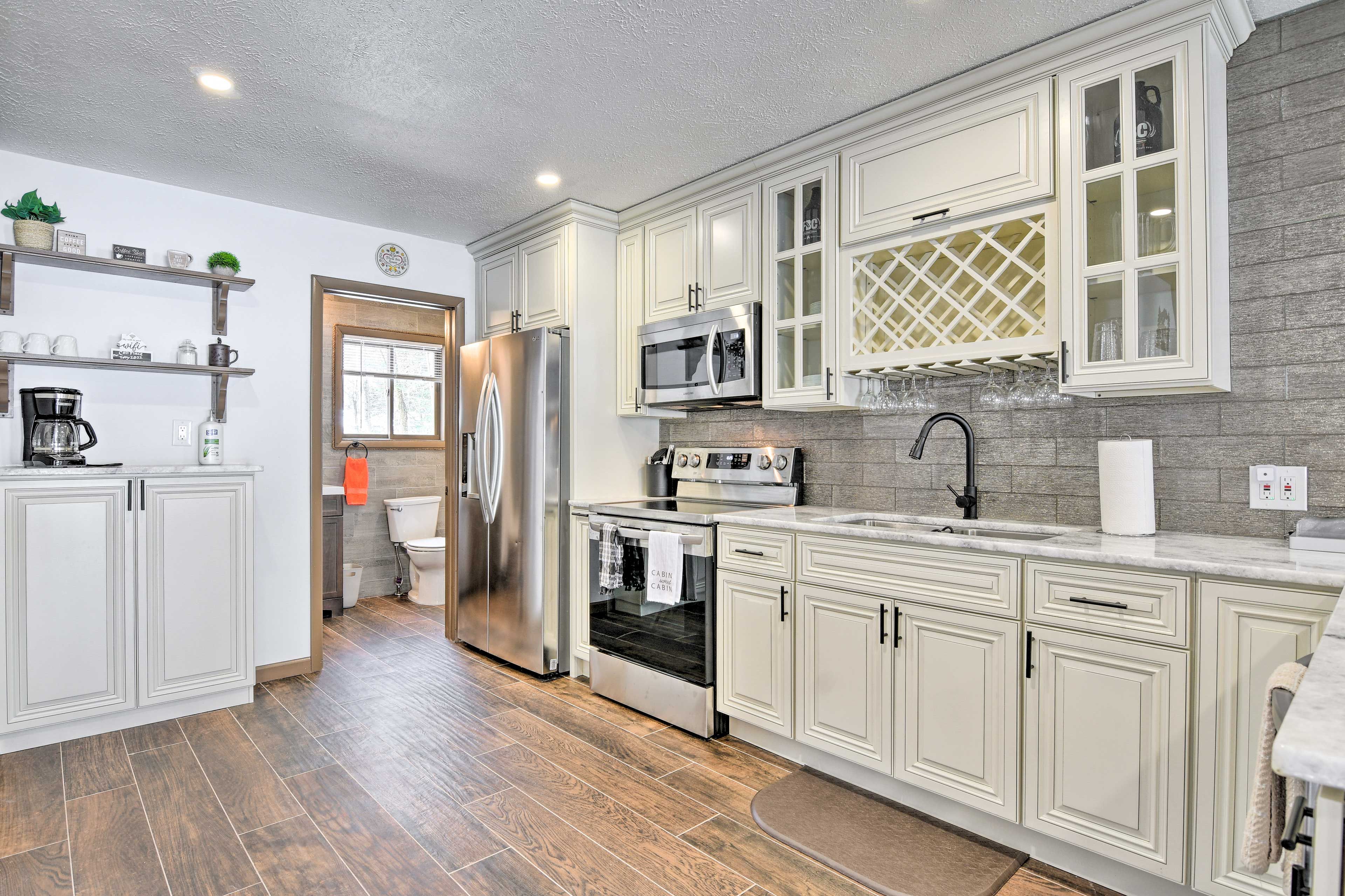 Kitchen | Pots & Pans