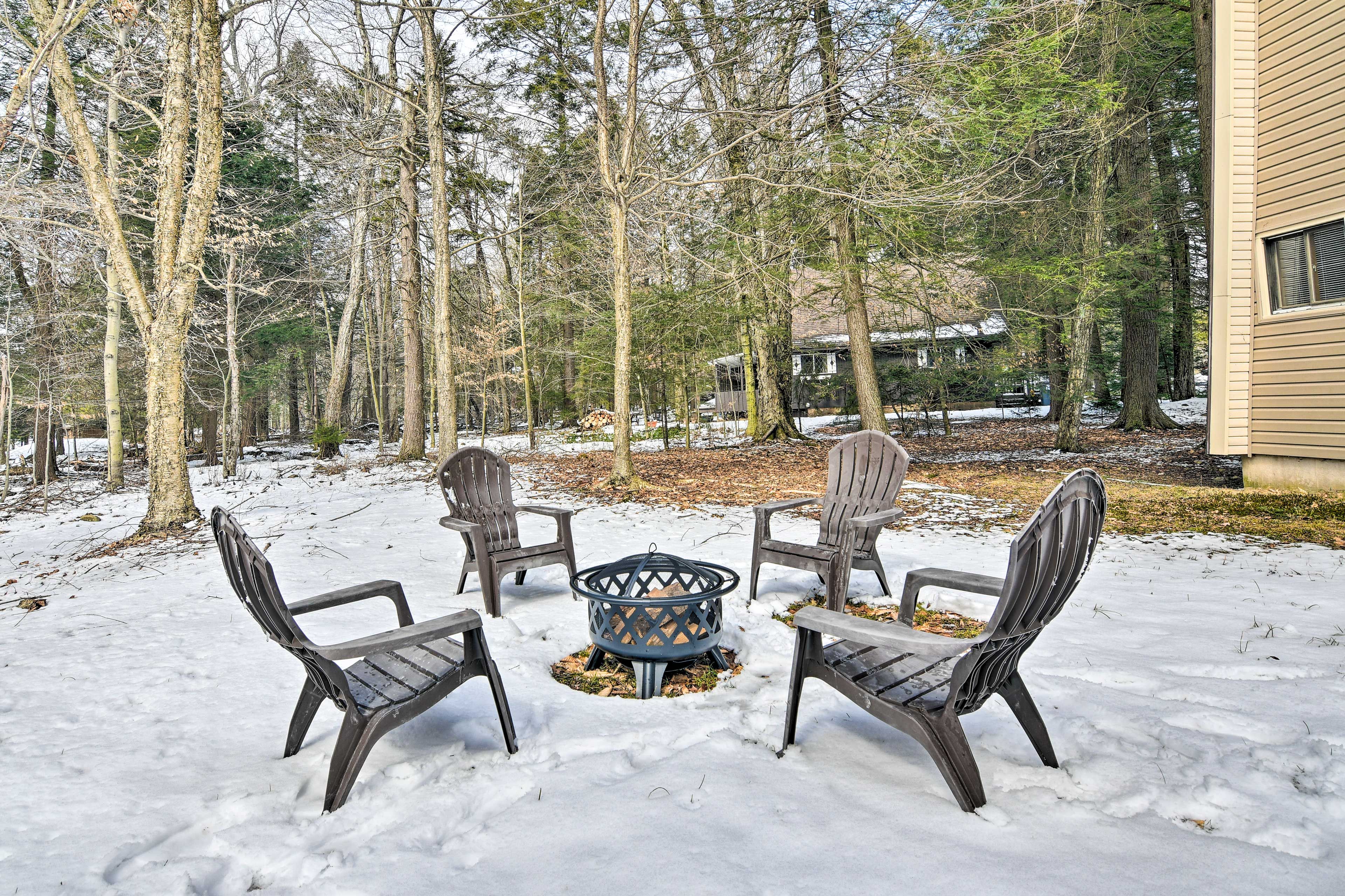 Fire Pit | Community Amenities