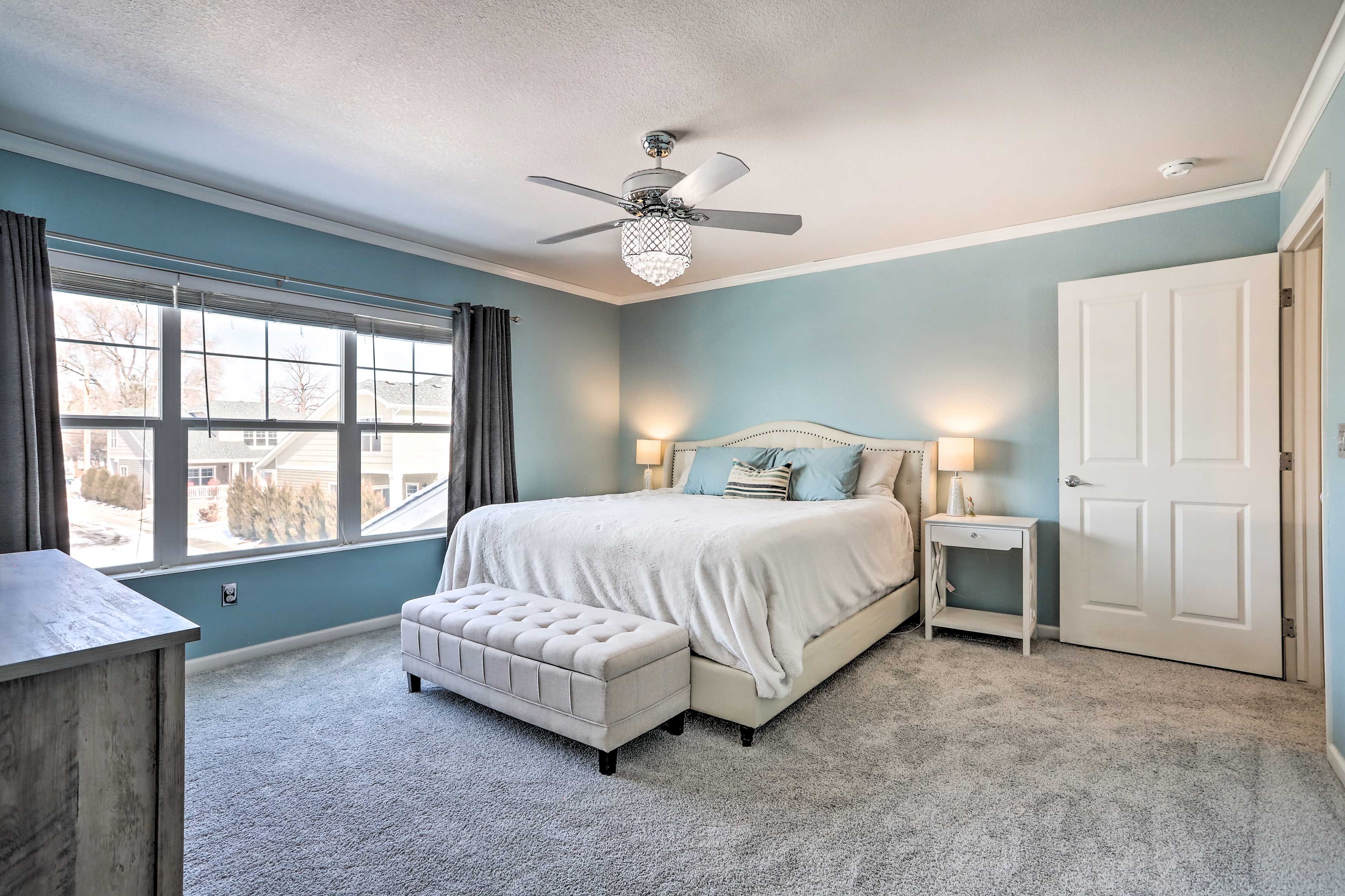 Bedroom 1 | Upper Level | King Bed
