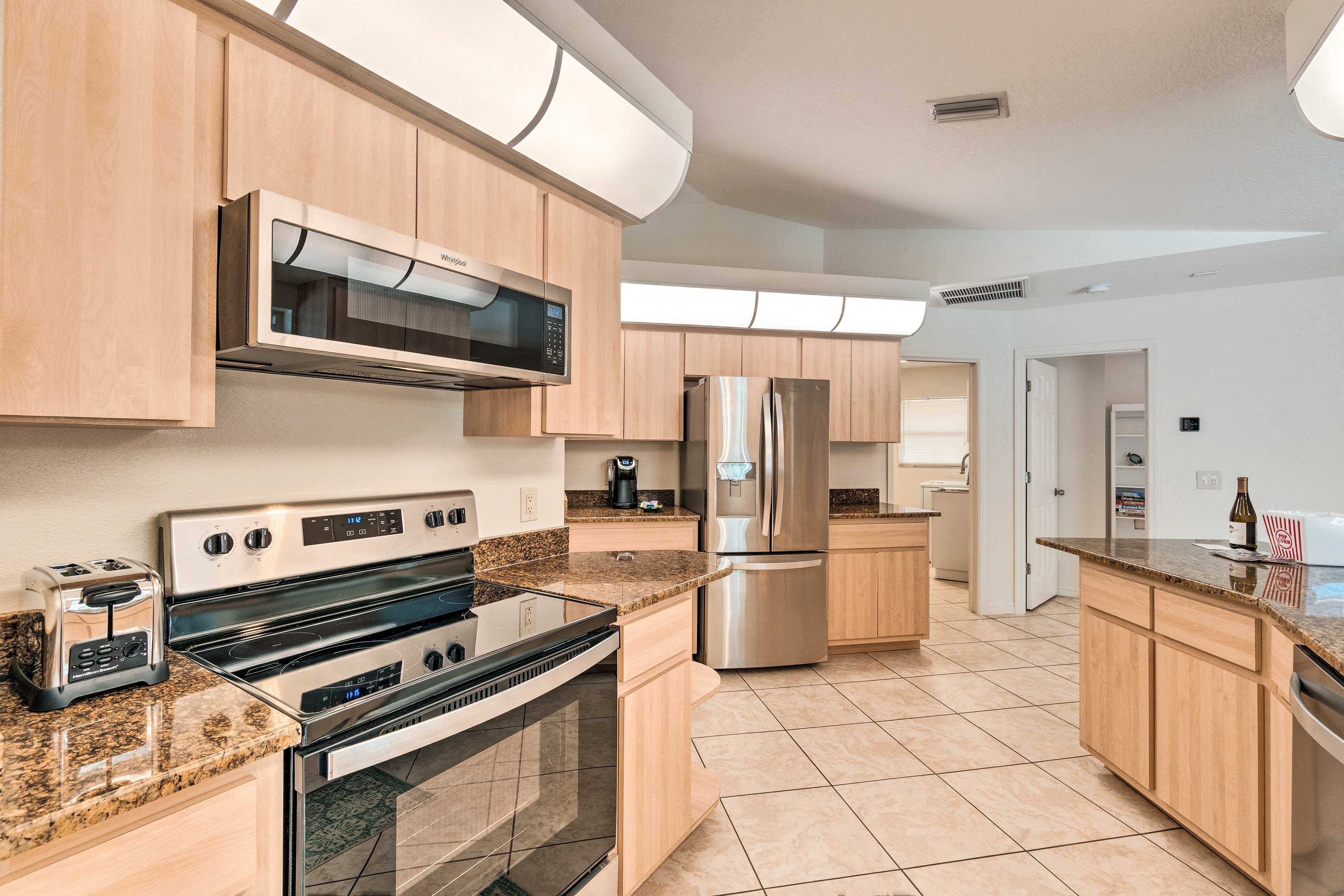 Kitchen | Fully Equipped