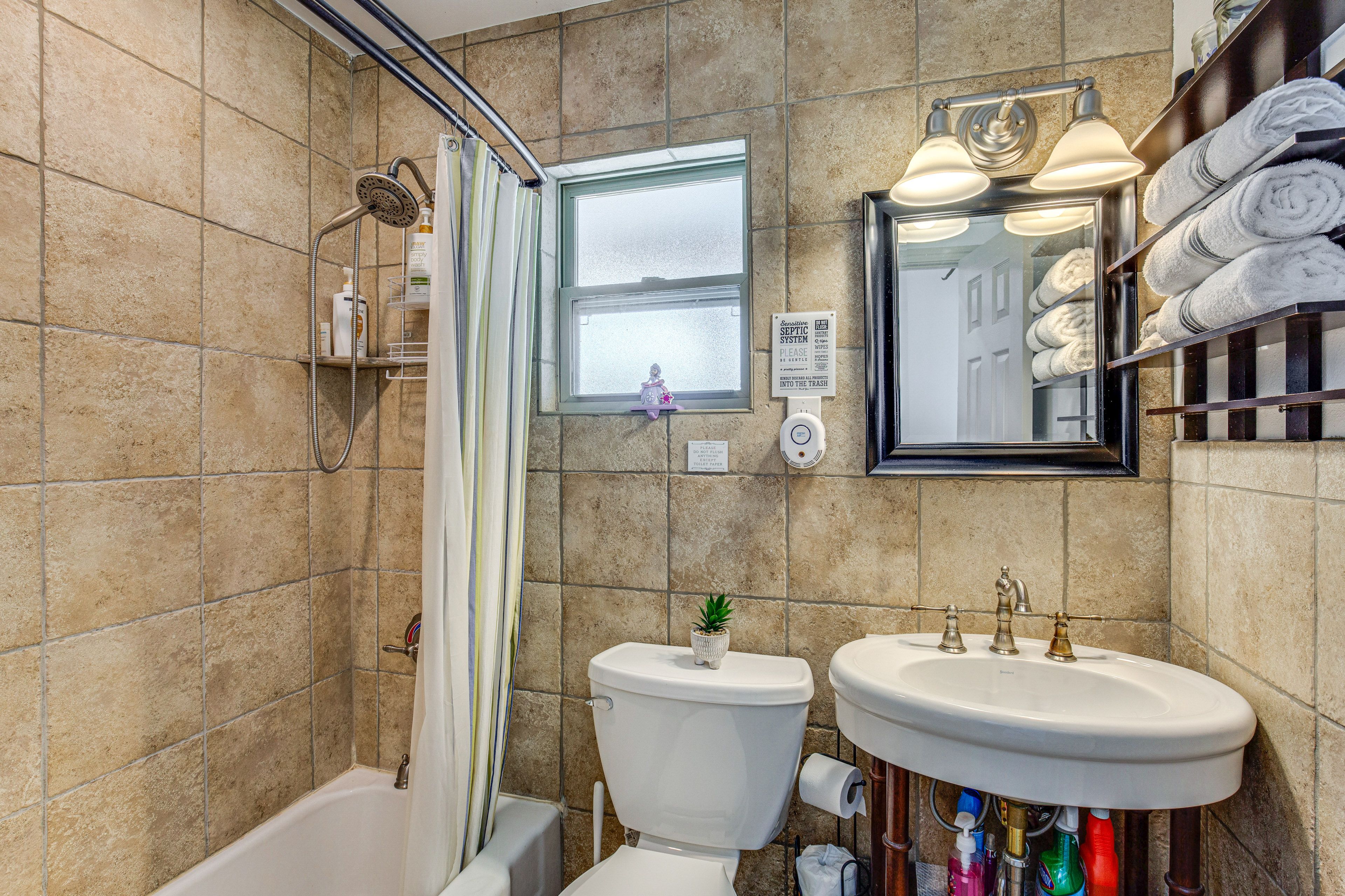 Full Bathroom