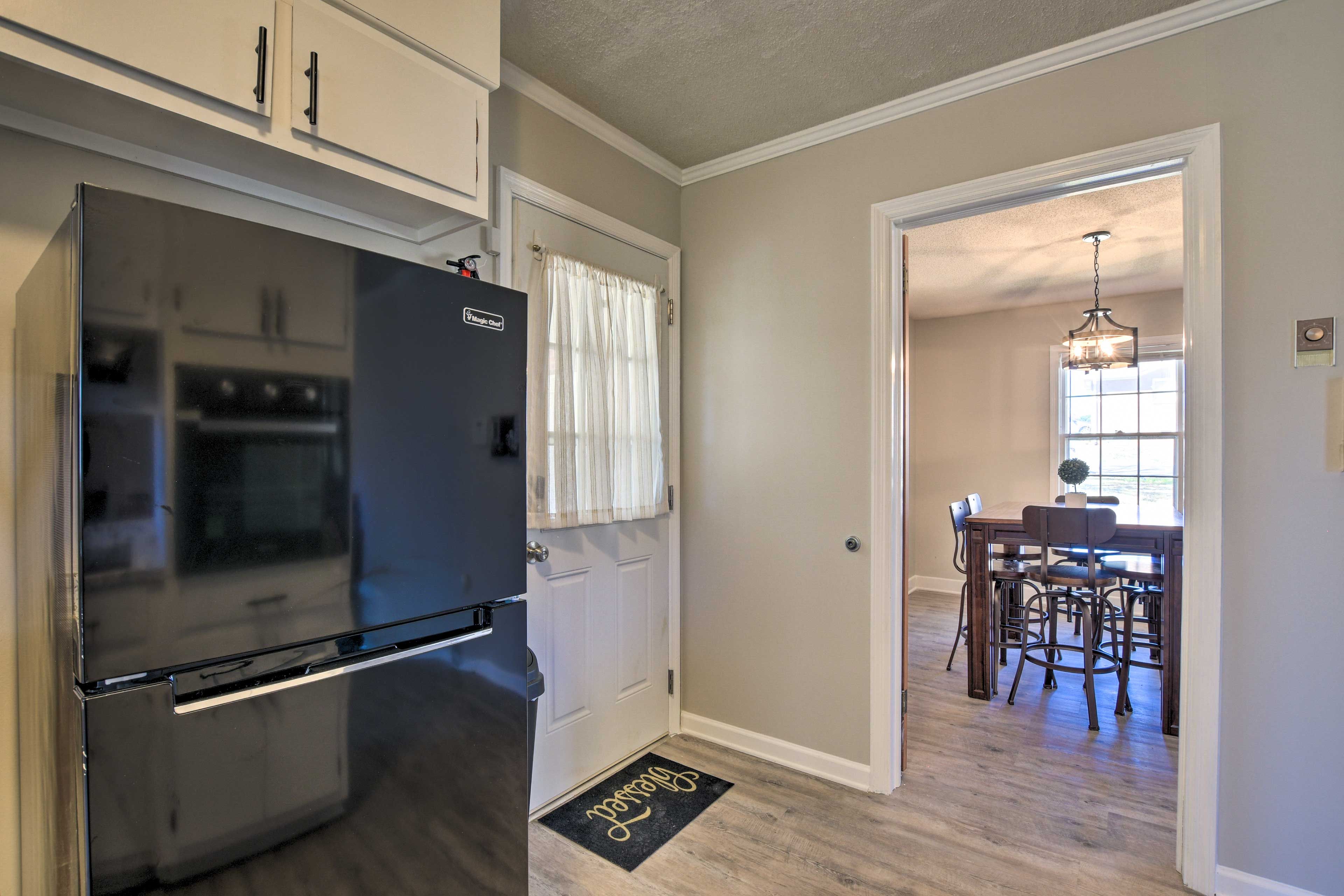 Well-Equipped Kitchen | Trash Bags & Paper Towels