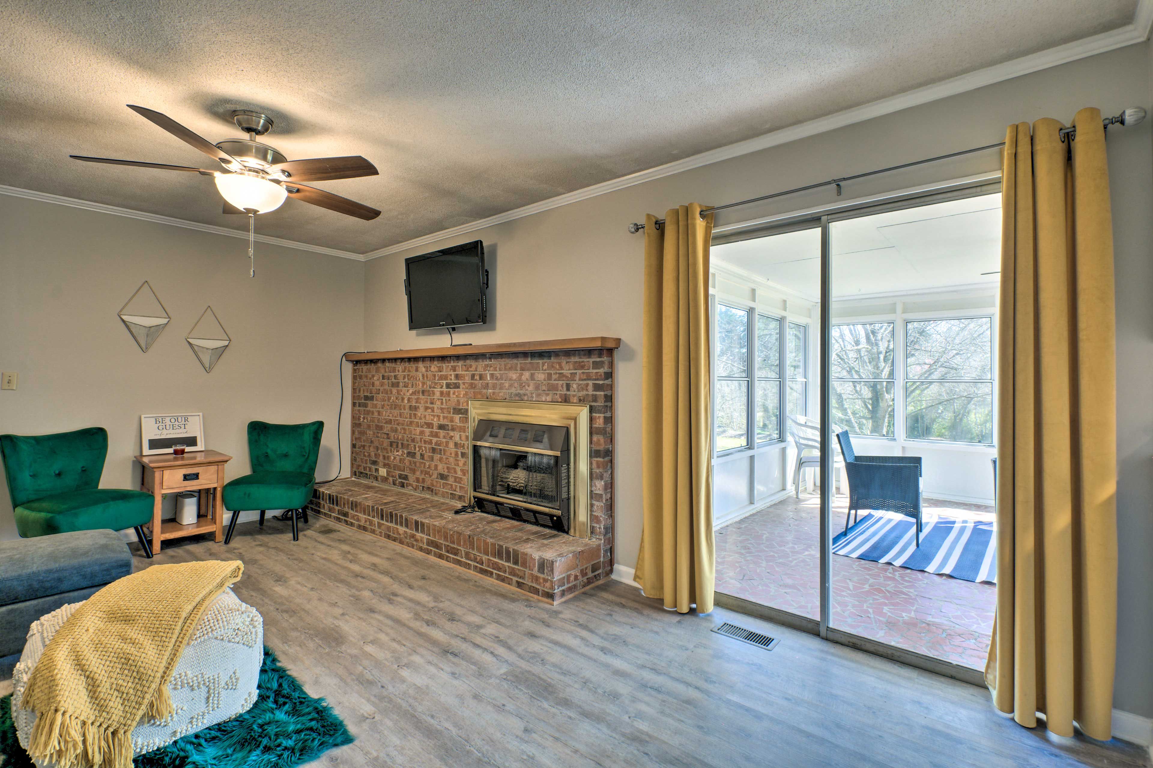 Living Room | Central Heating & A/C