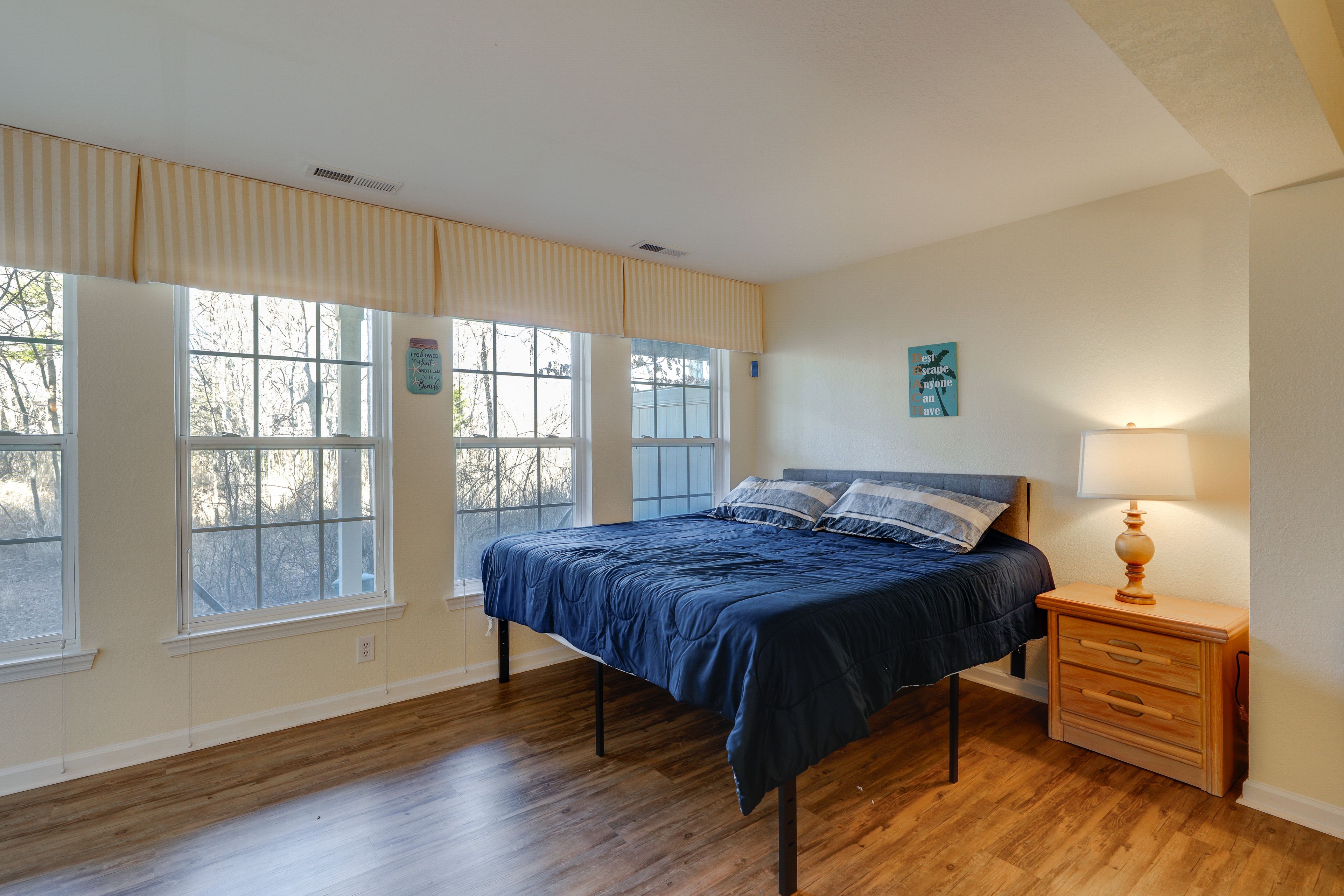 Bedroom 1 | 1st Floor | King Bed