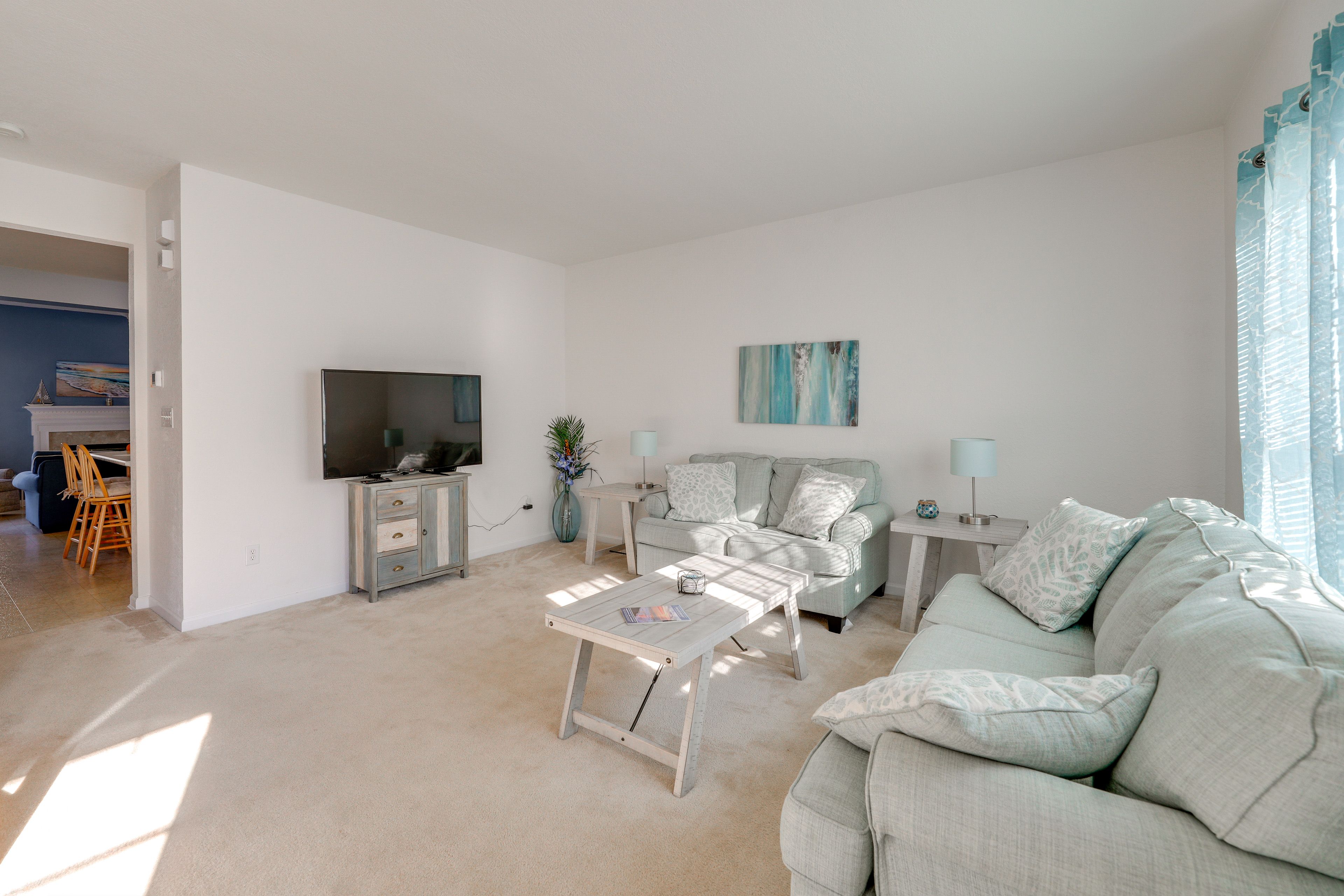 Family Room | 2nd Floor