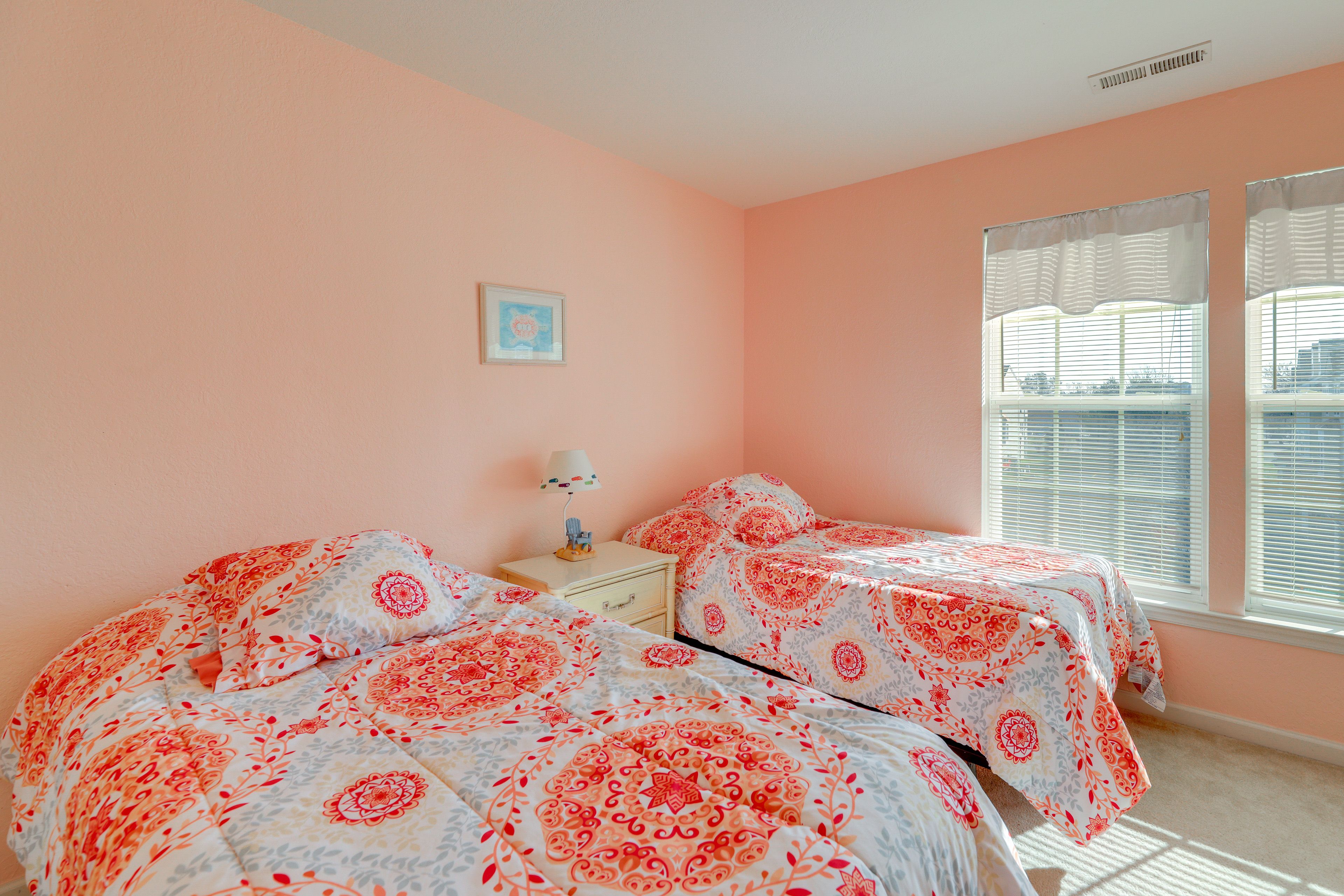 Bedroom 4 | 3rd Floor | 2 Twin Beds