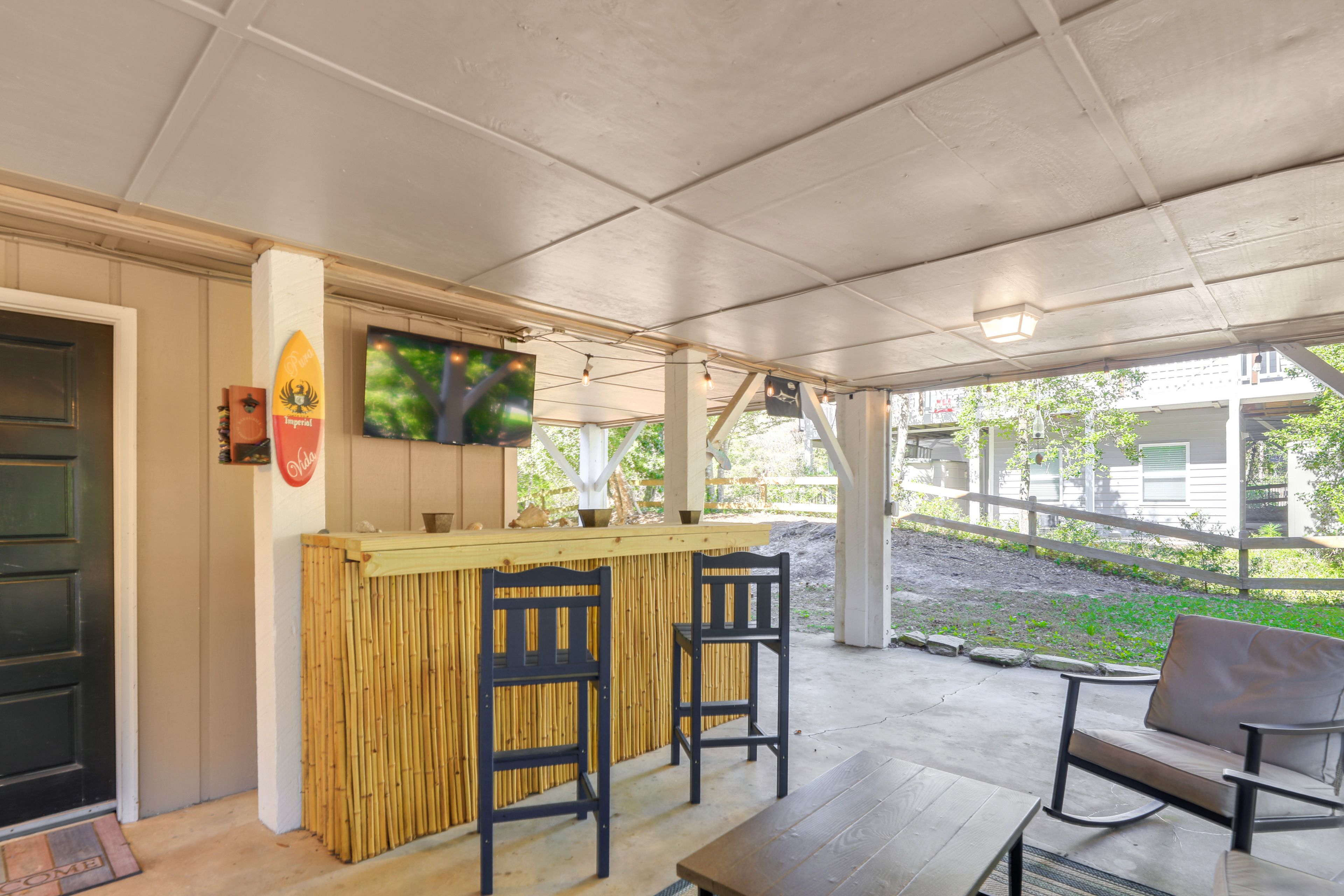 Furnished Patio | Outdoor Bar & TV