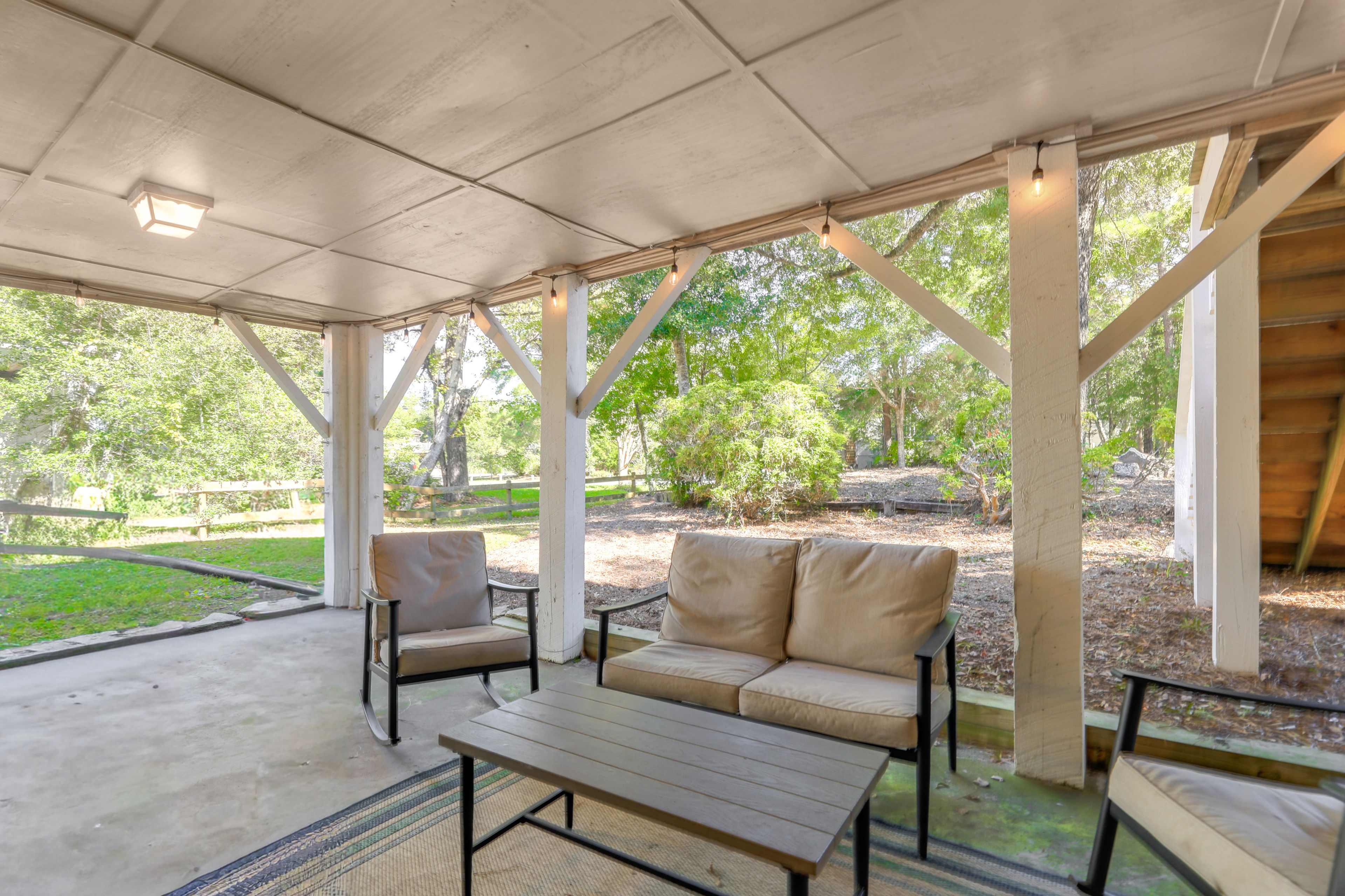Furnished Patio | Outdoor Bar