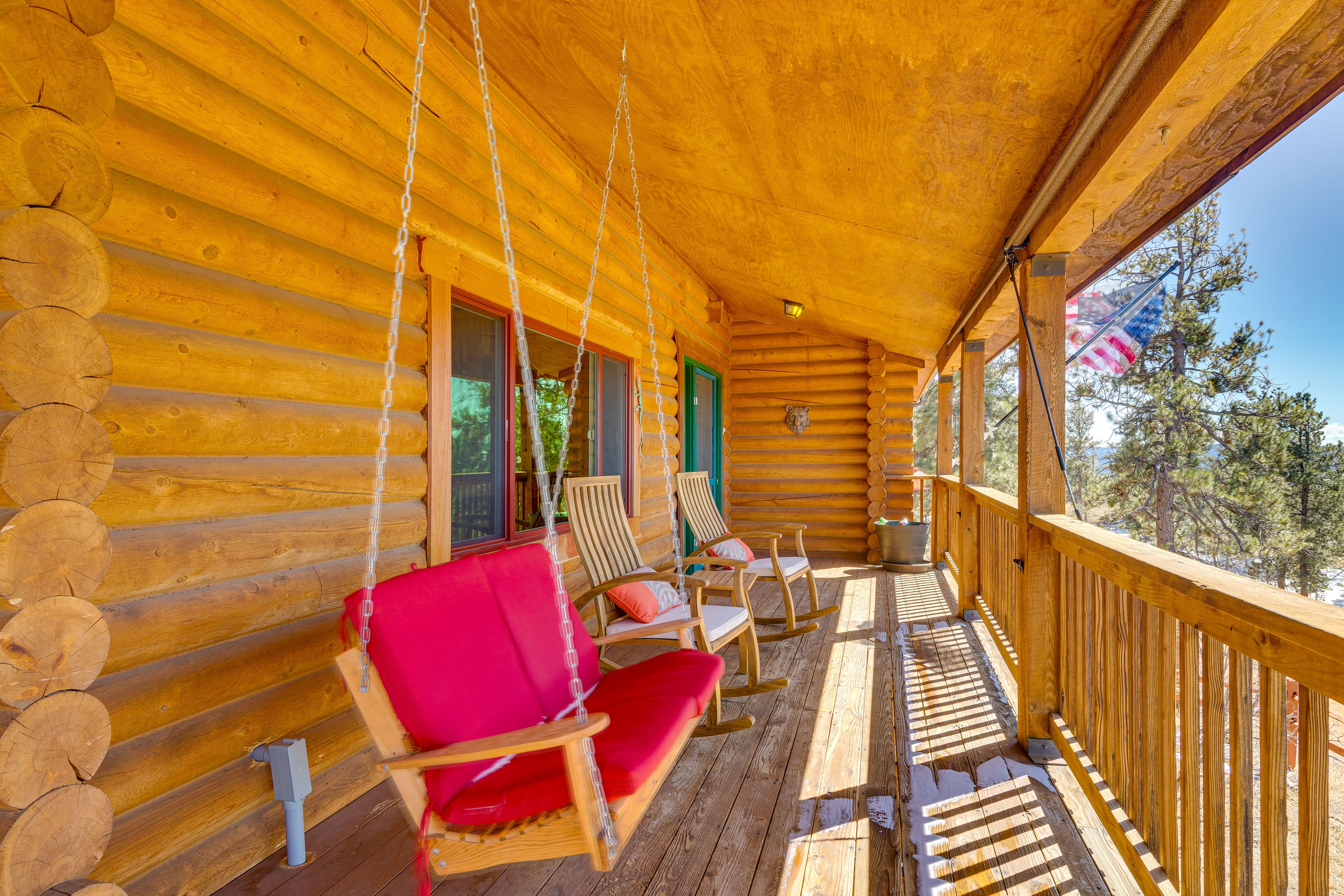 Deck | 3-Story Home
