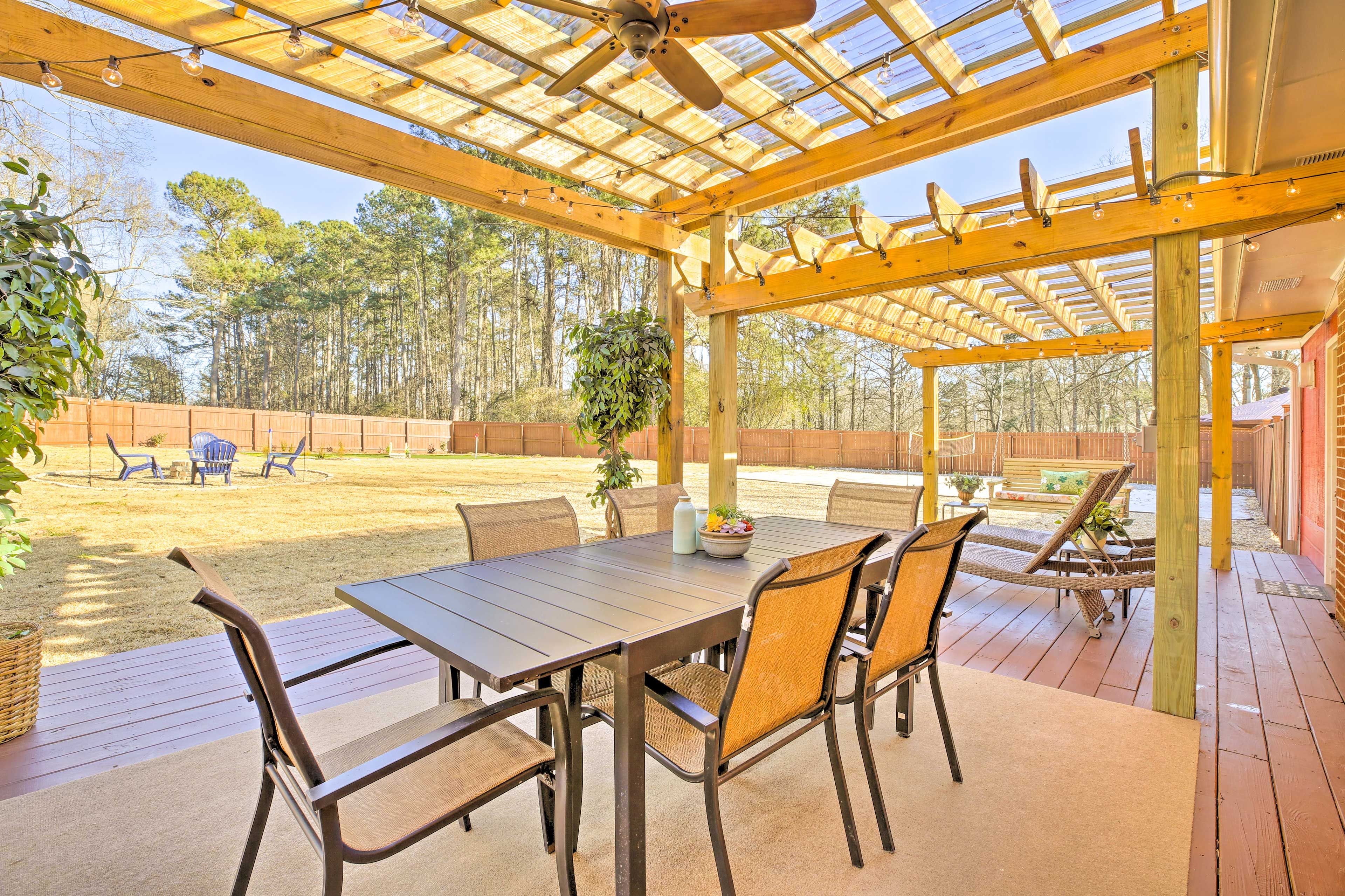 Pergola | Outdoor Dining | Loungers | Swing