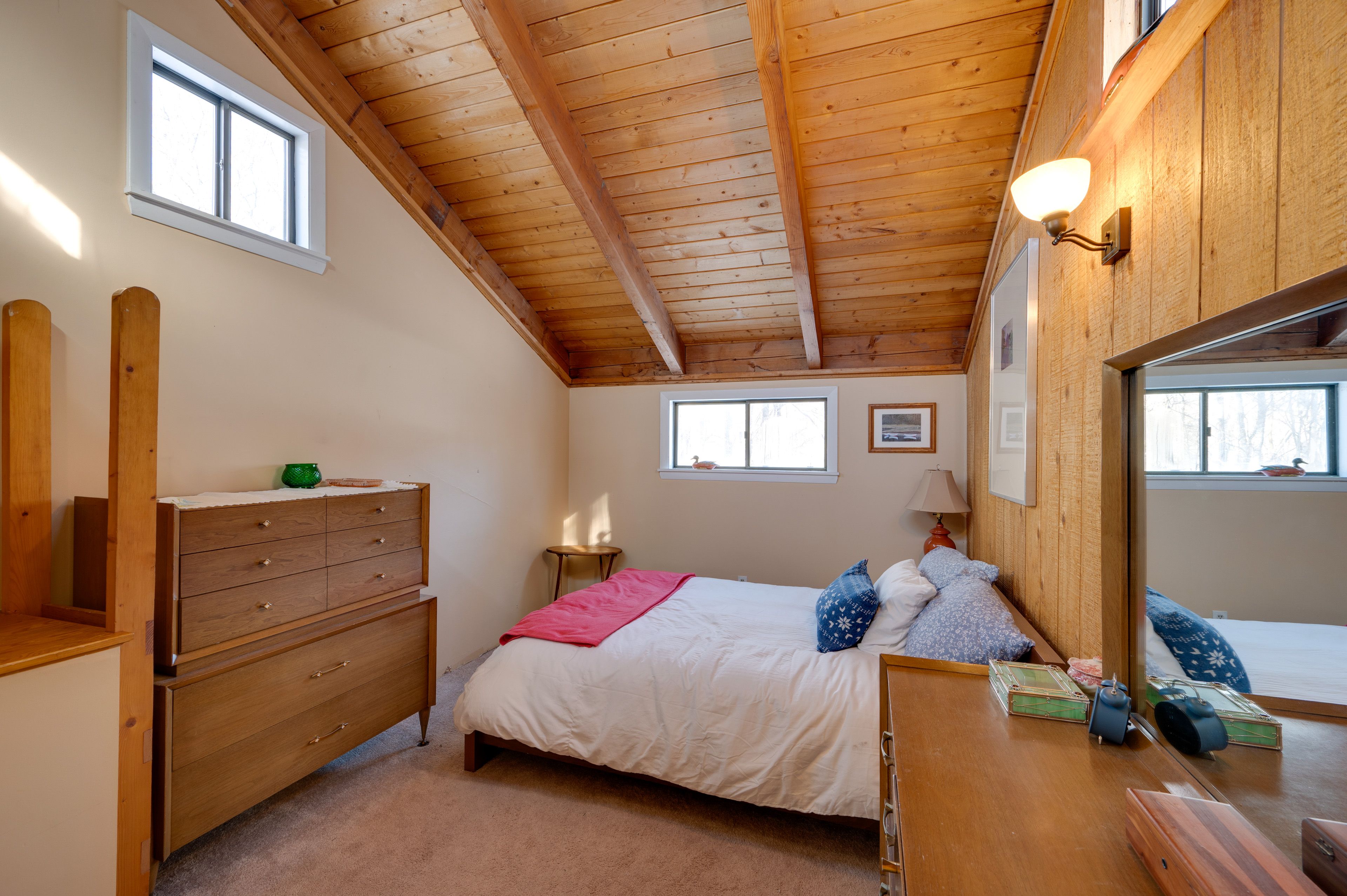 Bedroom 1 | 3rd Floor | Queen Bed