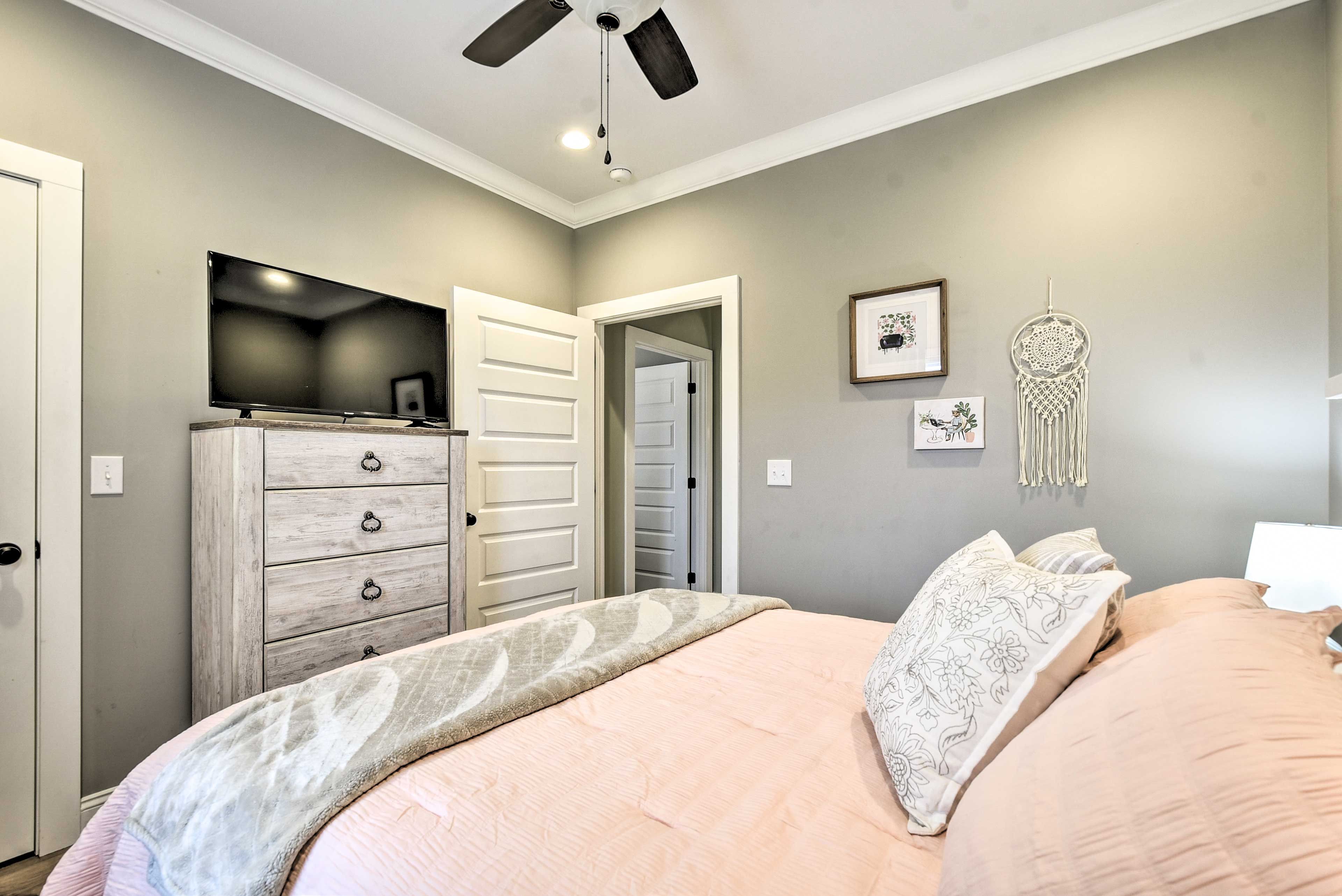 Bedroom 3 | Smart TV