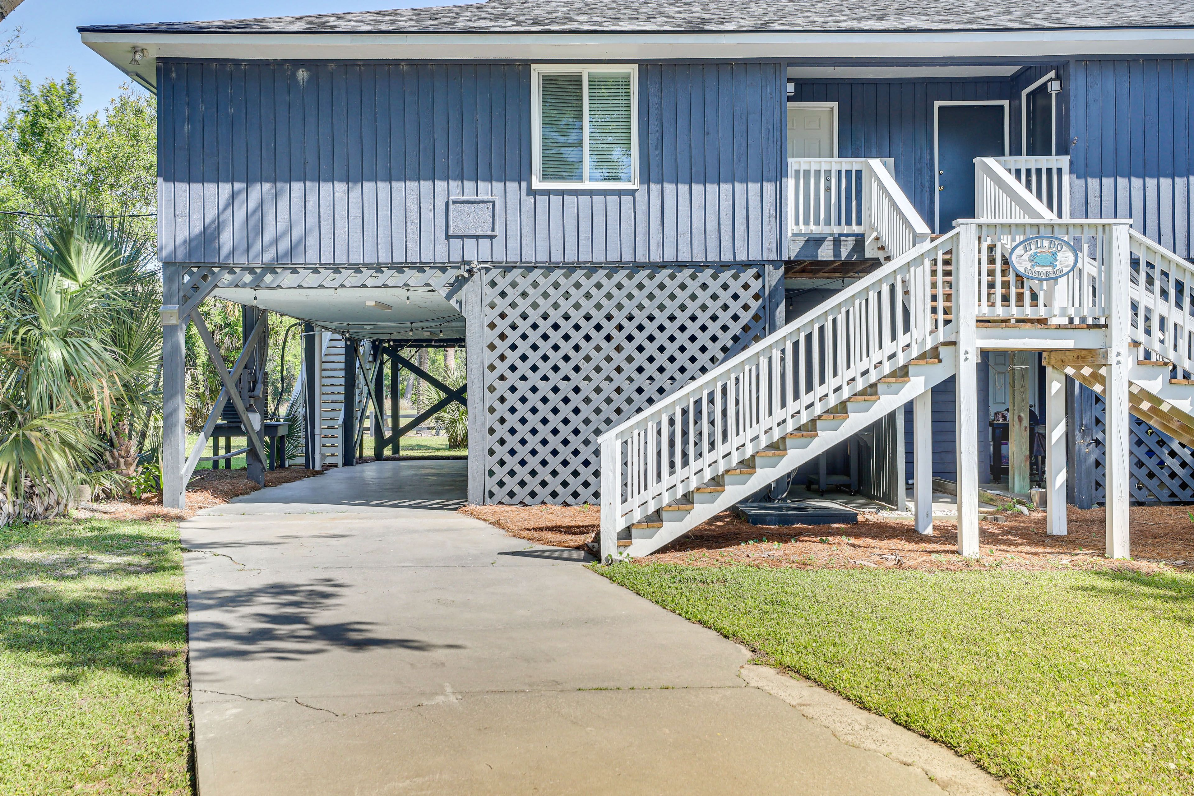 Property Exterior | Driveway Parking (2 Vehicles)