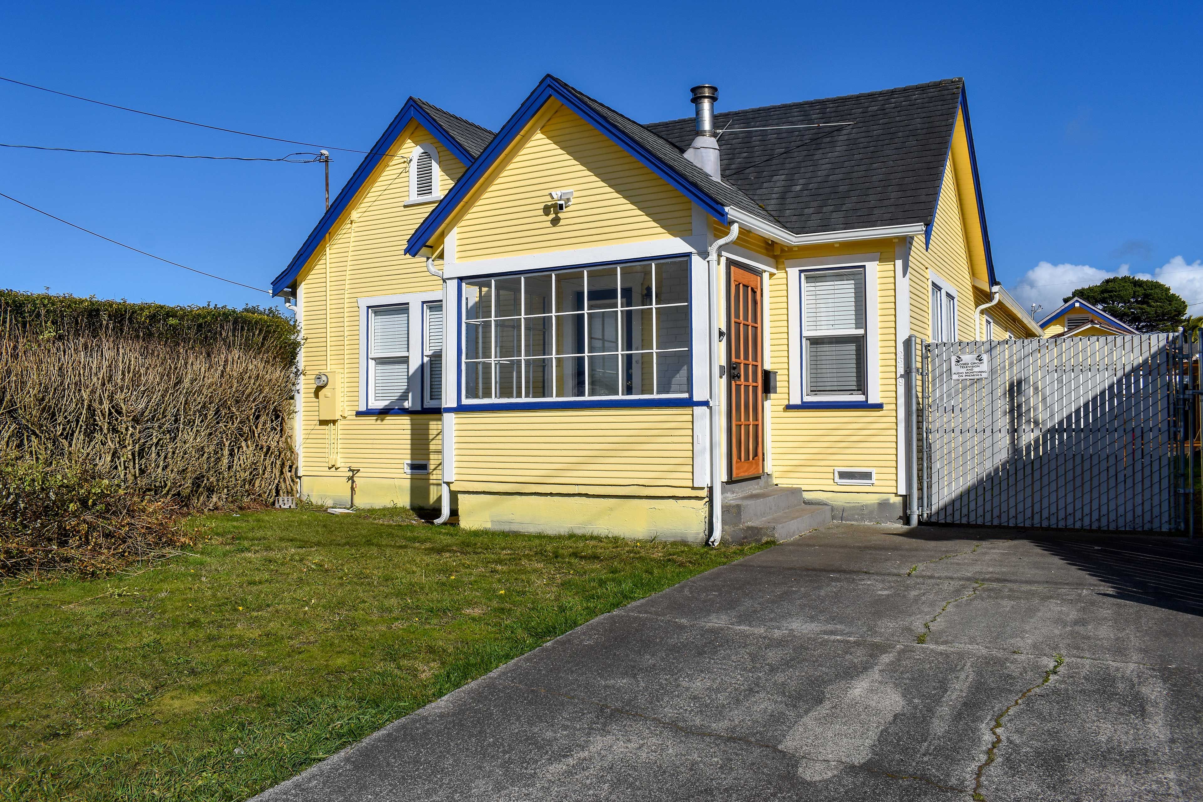 Home Exterior | Driveway Parking (3 Vehicles)