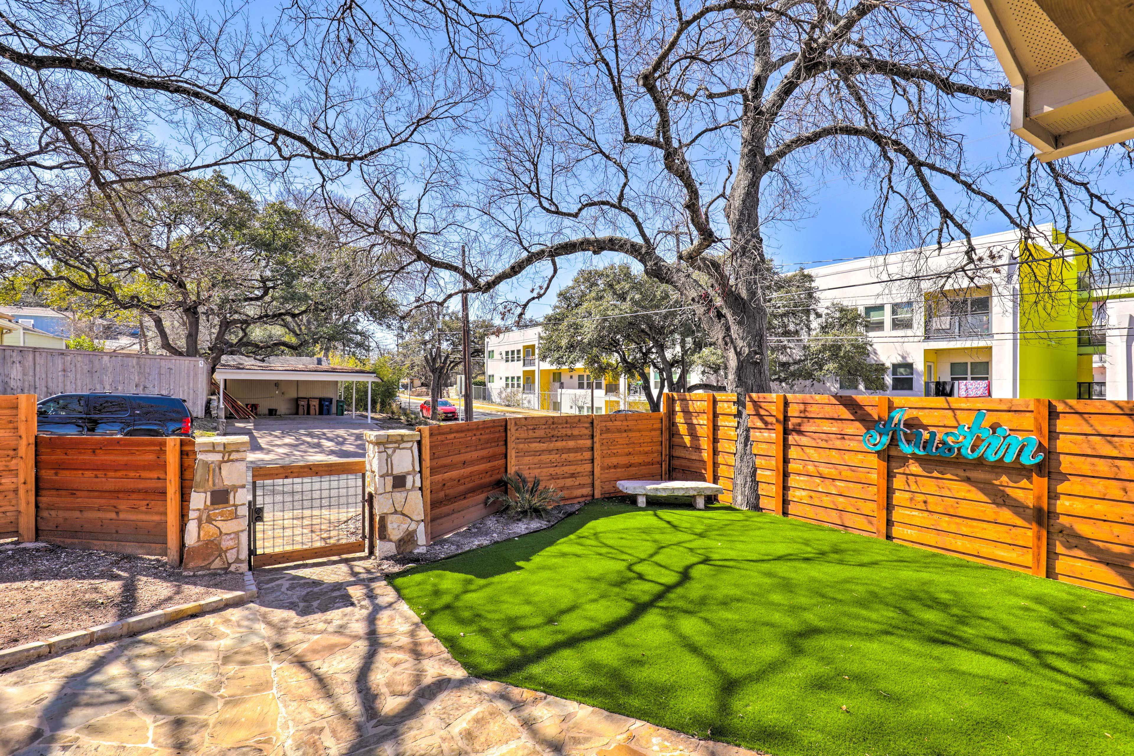 House Exterior | Private Yard