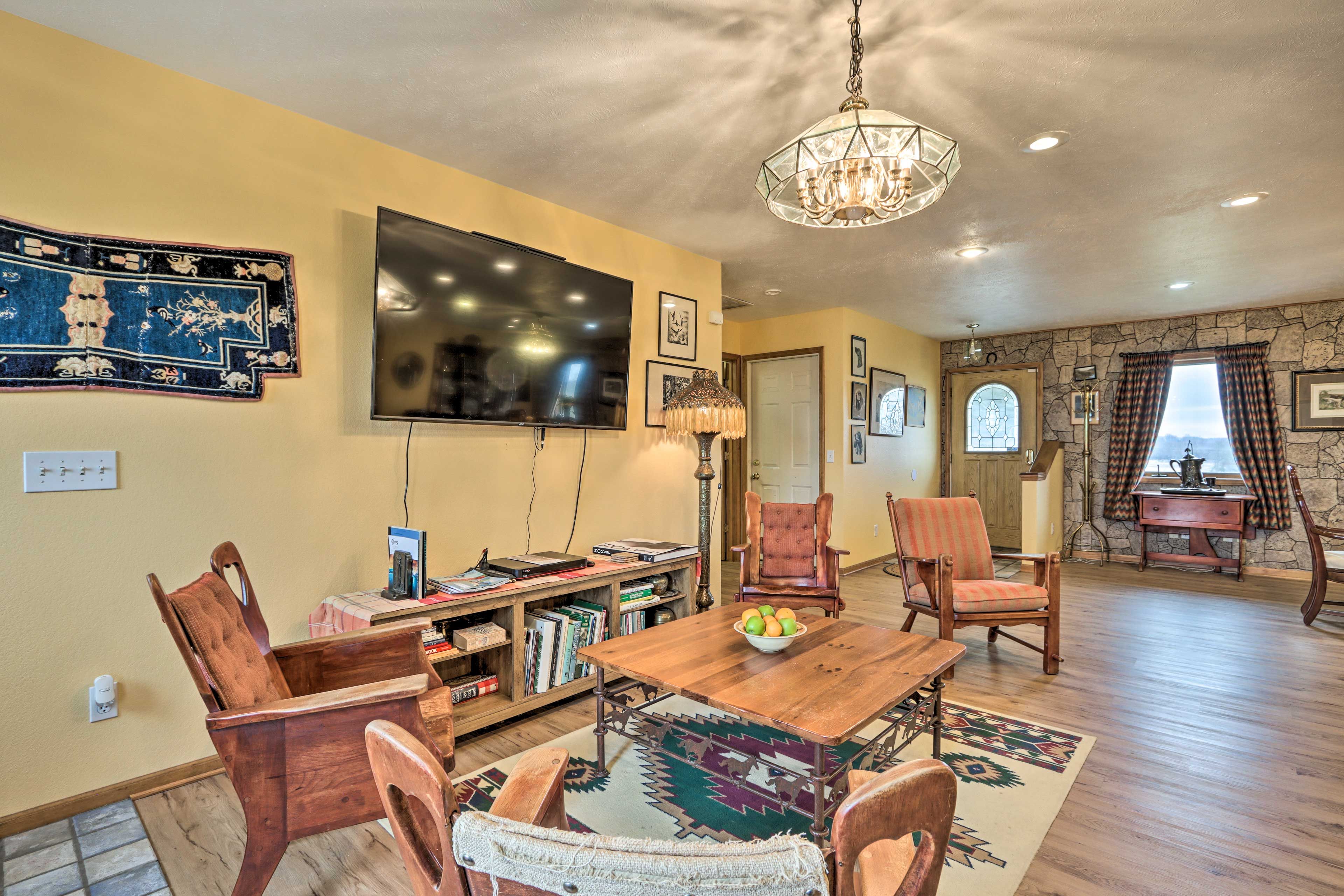 Living Room | Central A/C