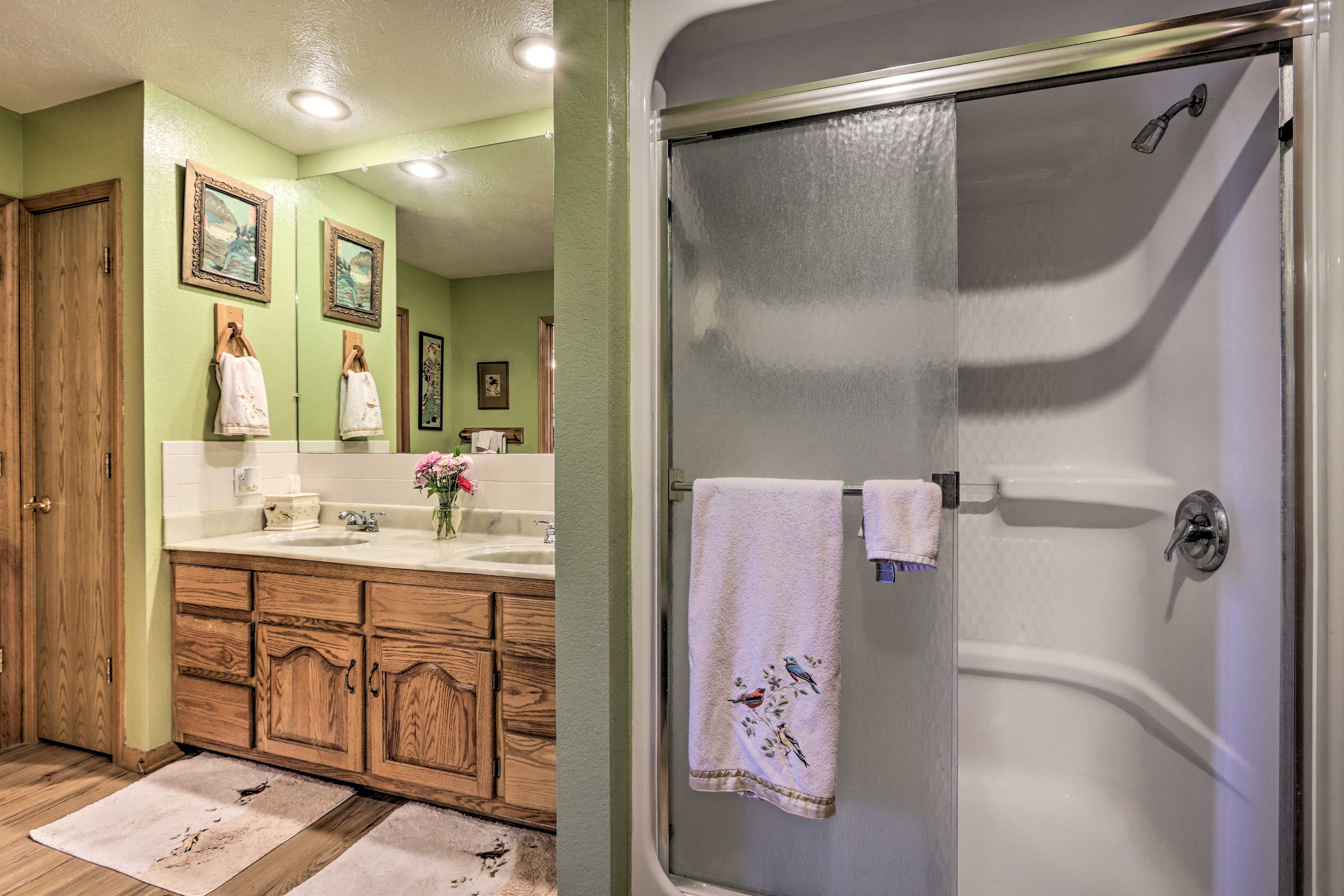 En-Suite Bathroom