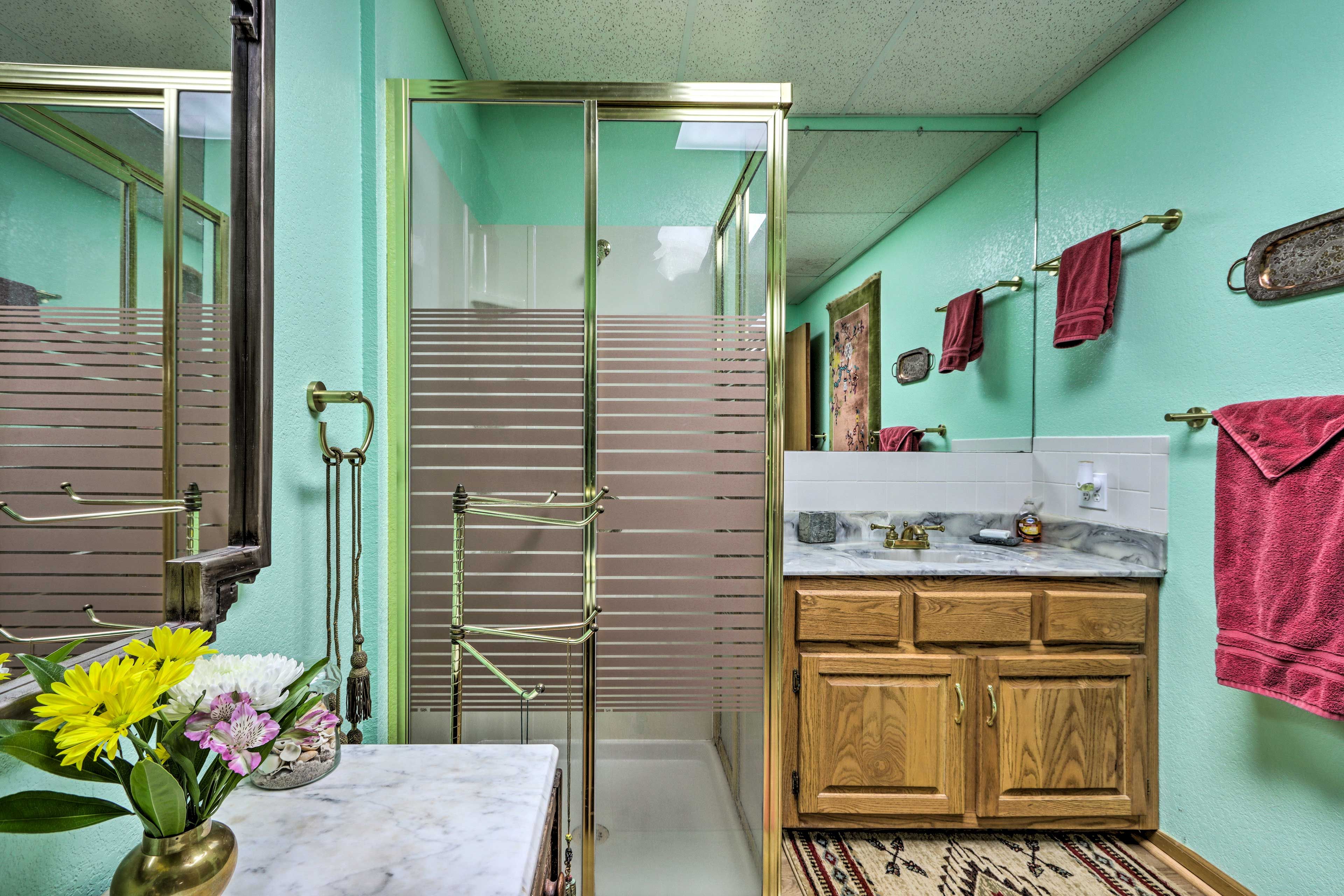 Full Bathroom