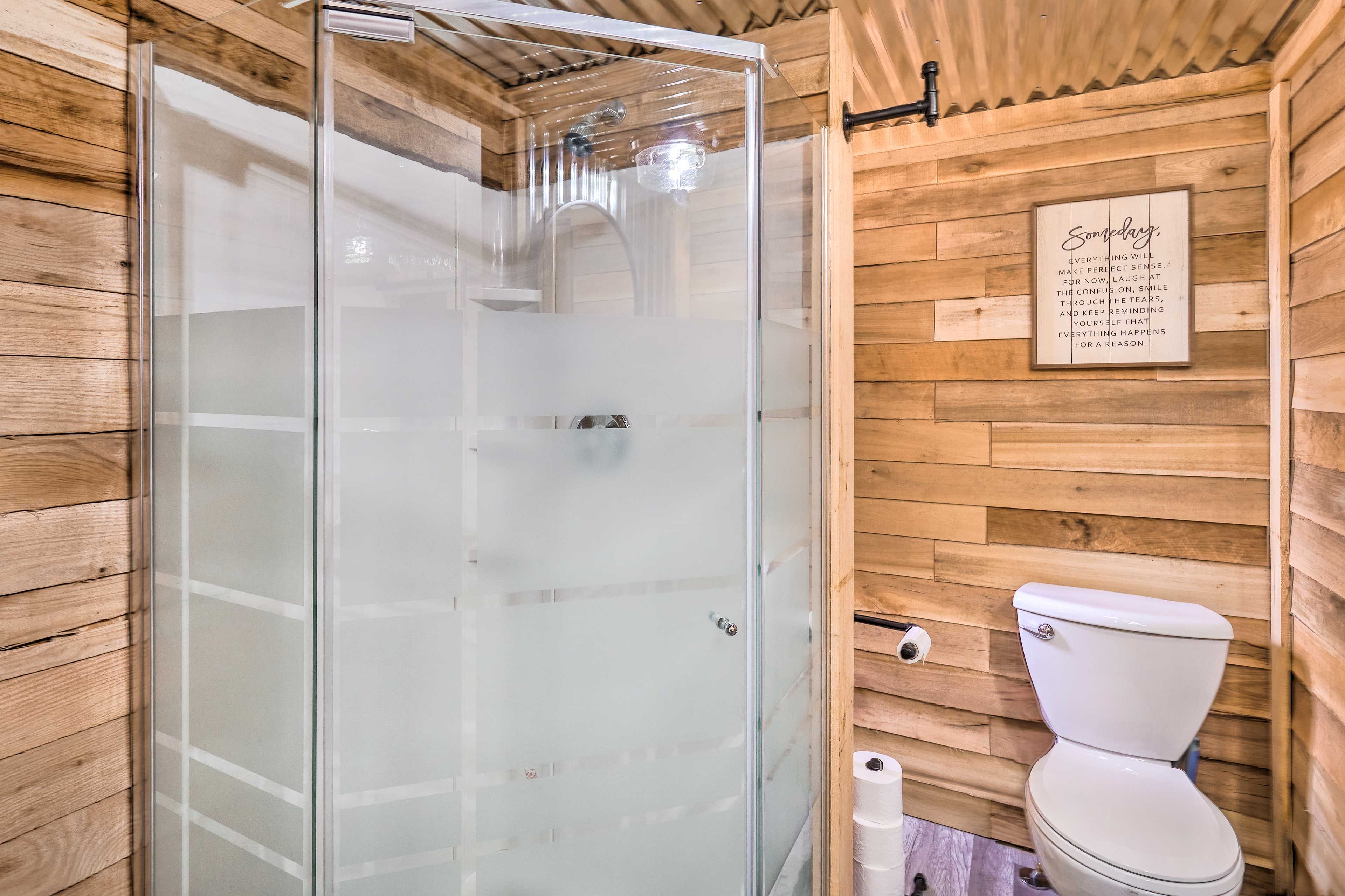 Full Bathroom | Linens & Towels