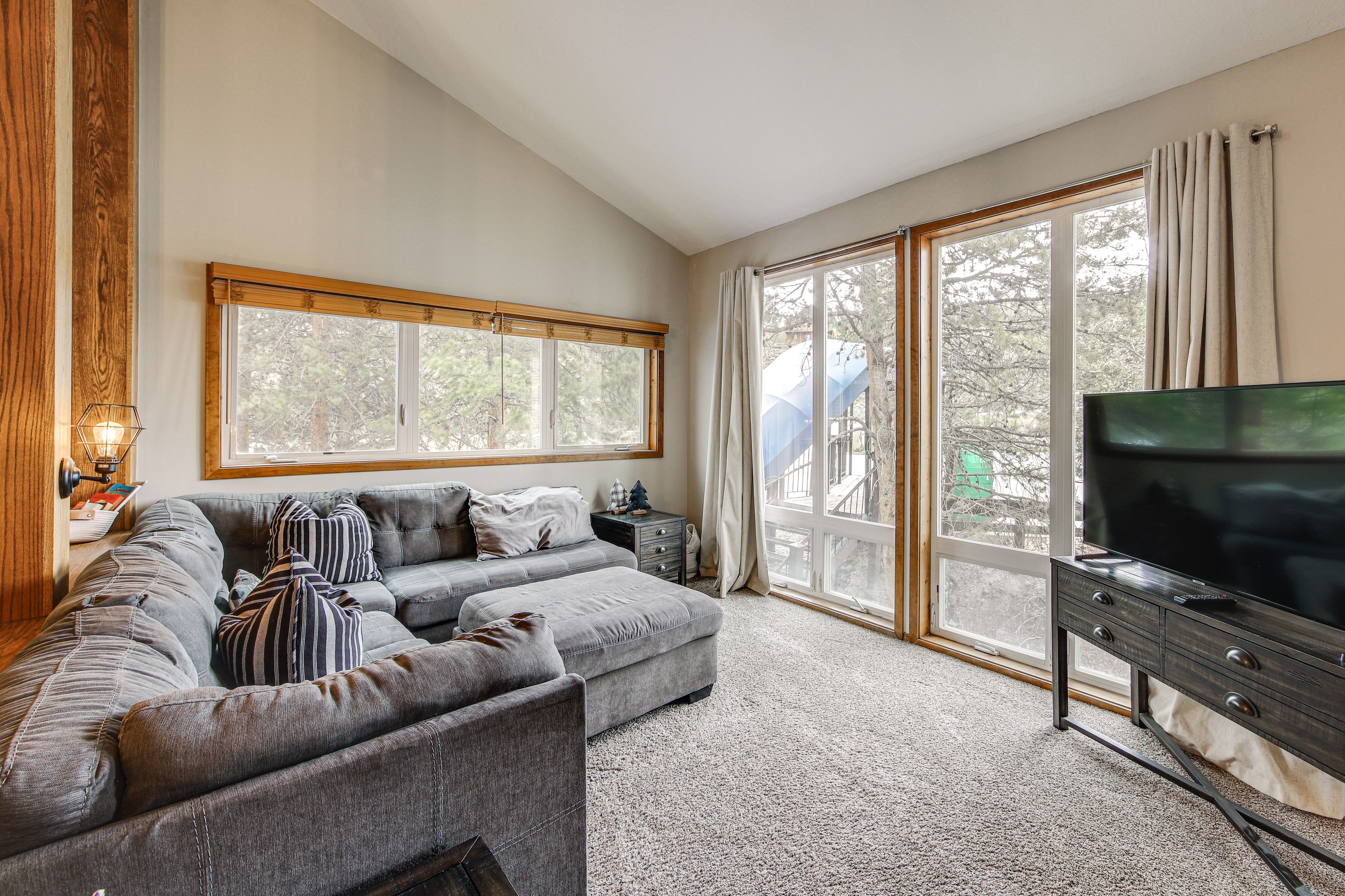 Living Room | 1st Floor | Free WiFi (Low Speed) | Electric Heating