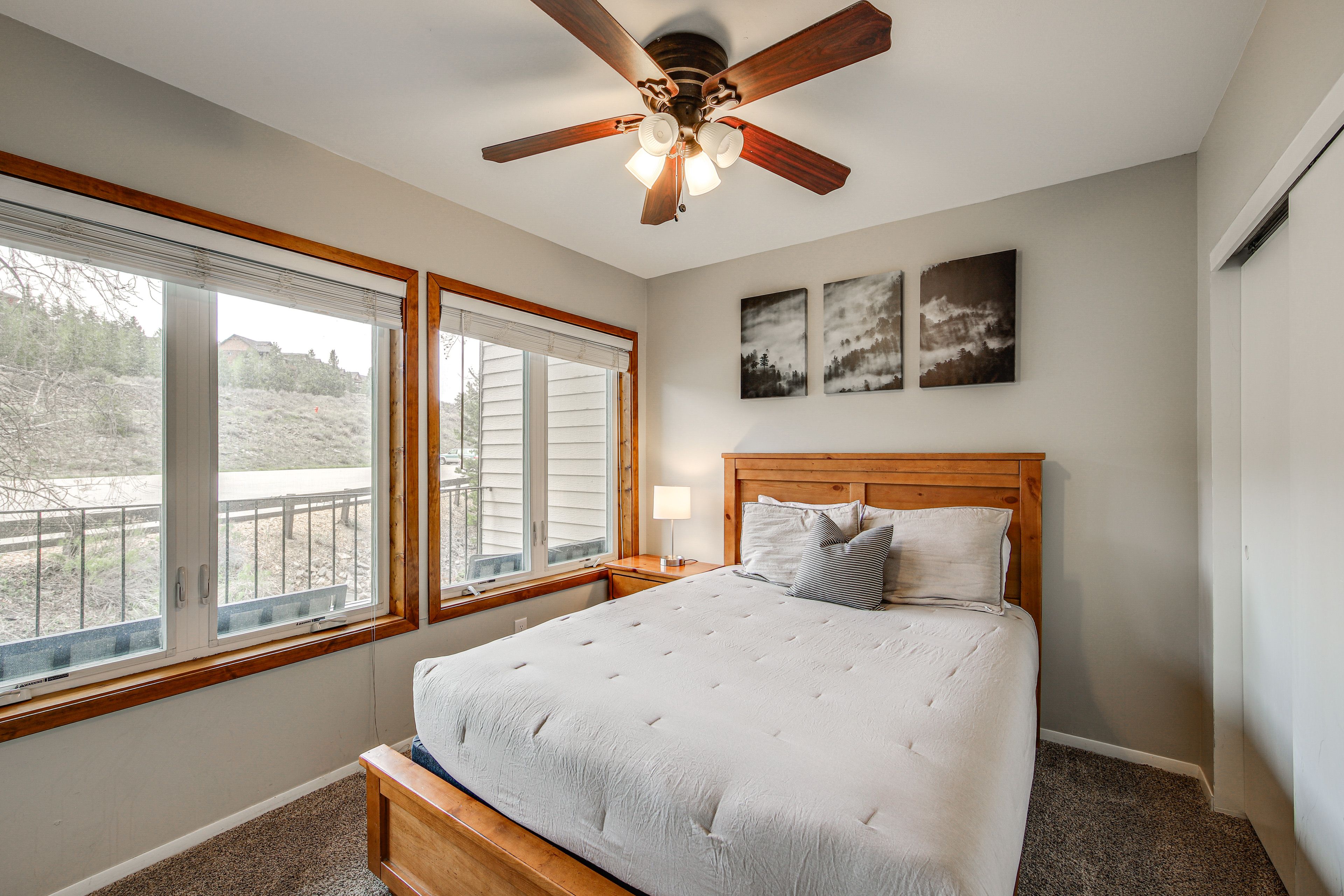 Bedroom 1 | 1st Floor | Queen Bed