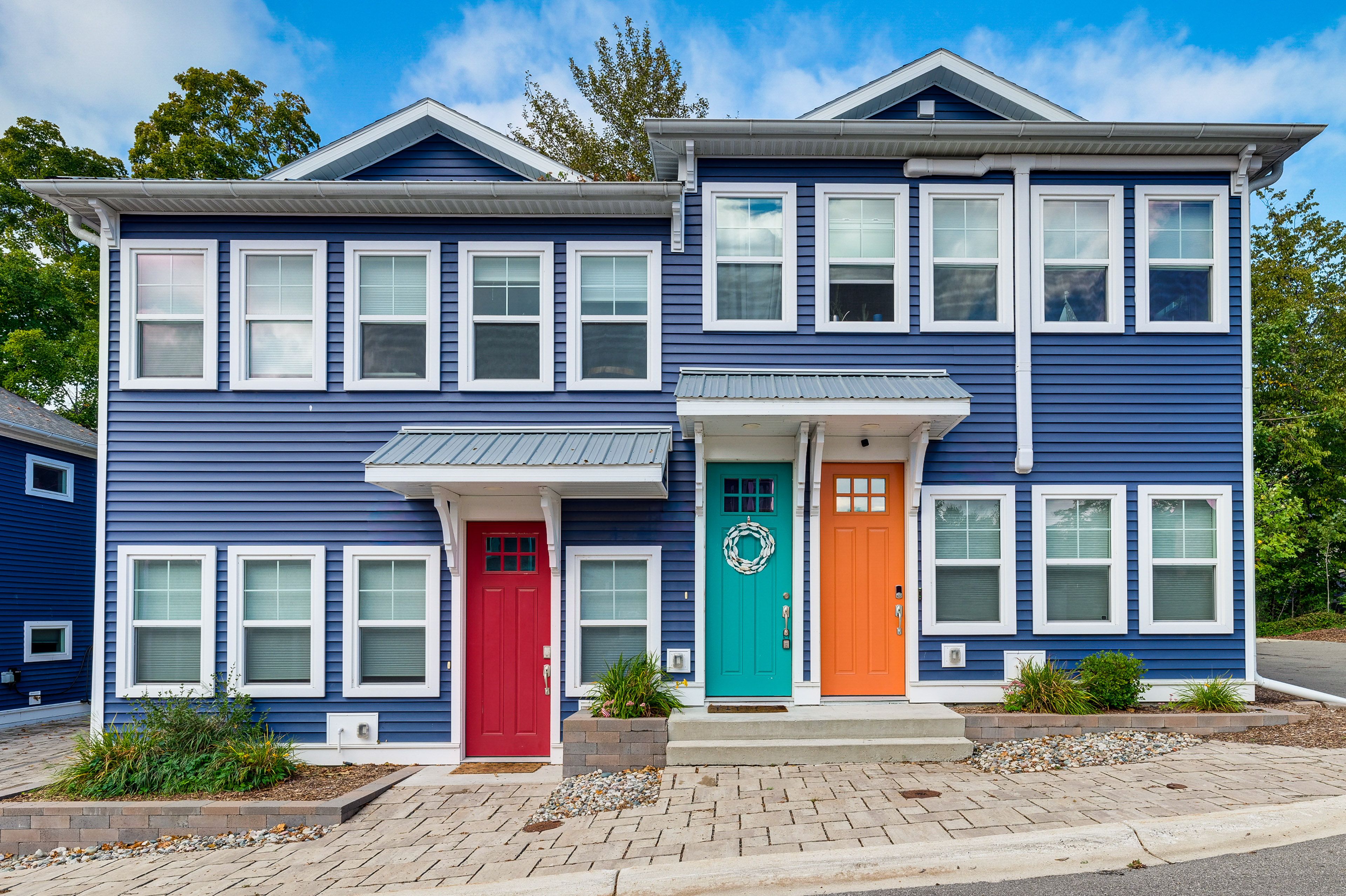 Condo Exterior | Self Check-In
