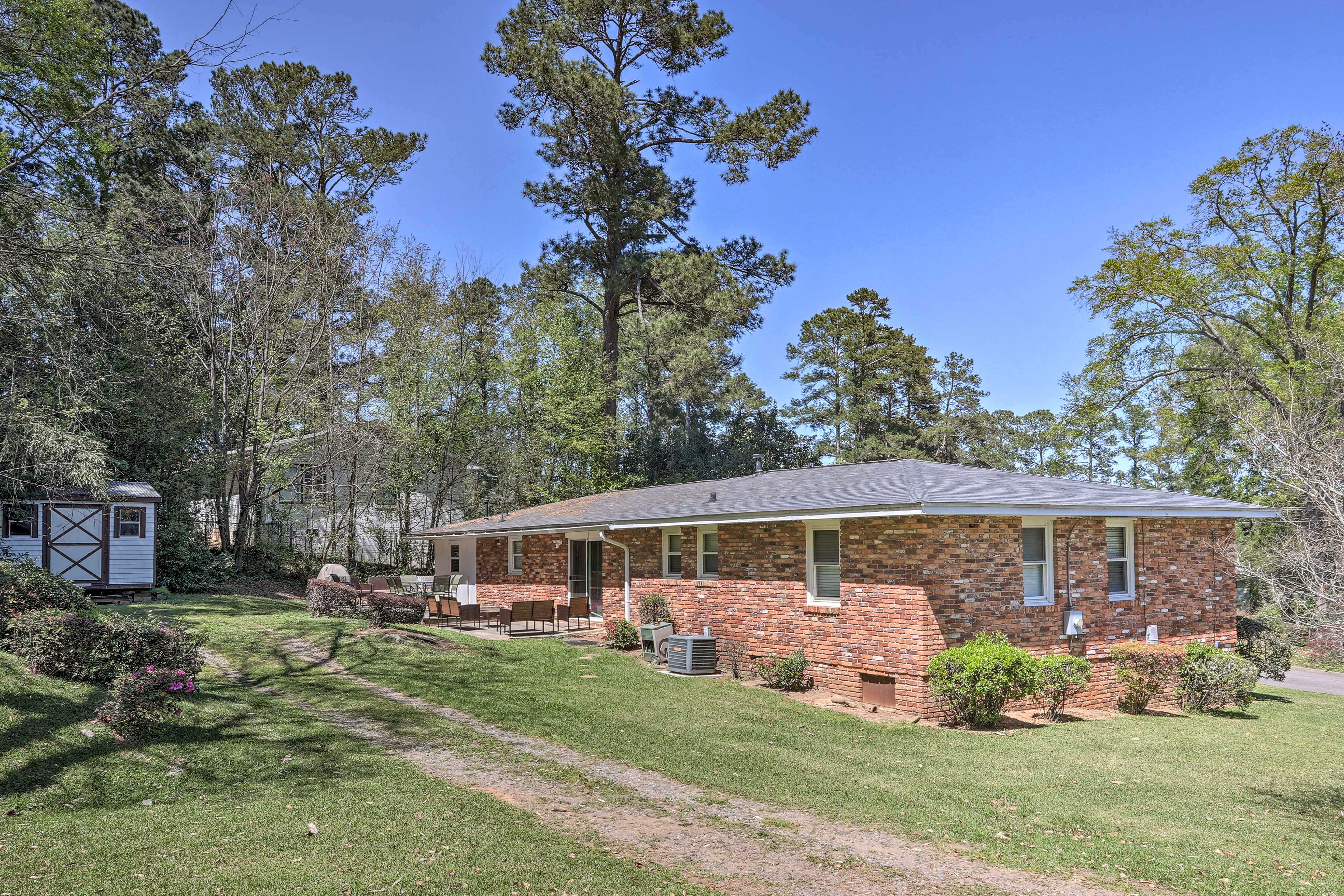 Parking | Carport (1 Vehicle) | Backyard Driveway (4 Vehicles) | Street Parking