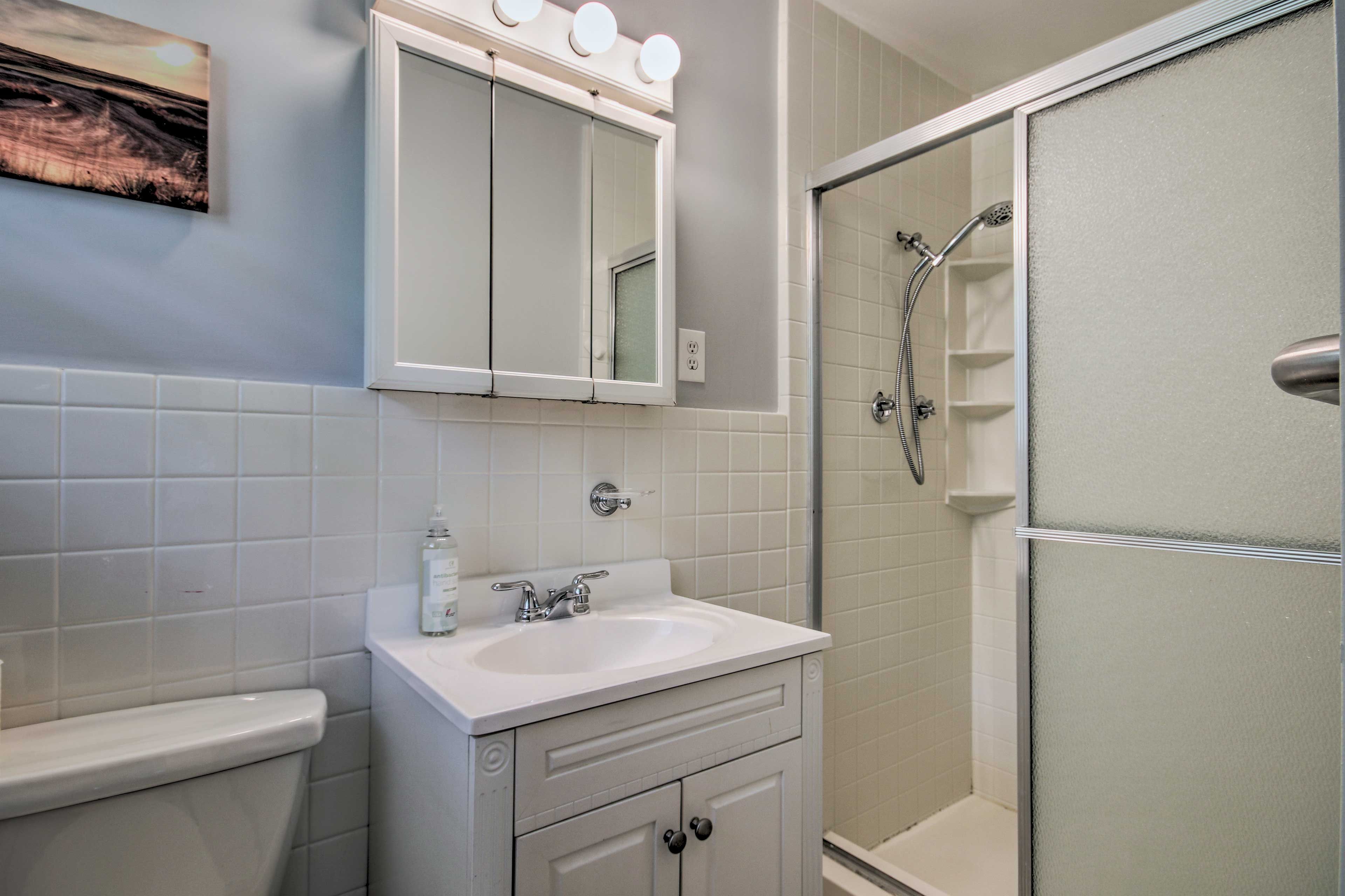 Full Bathroom