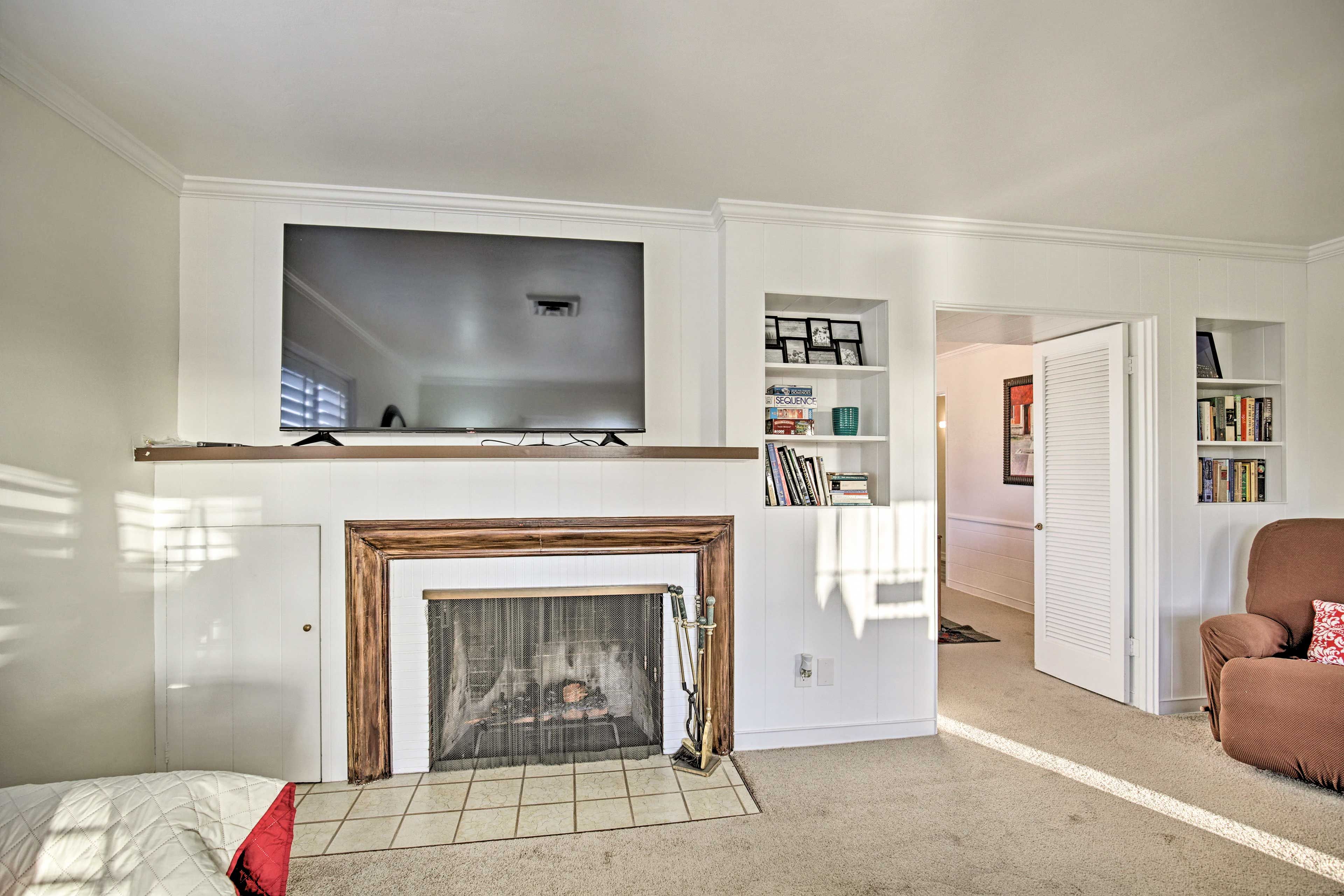 Living Room | Smart TV