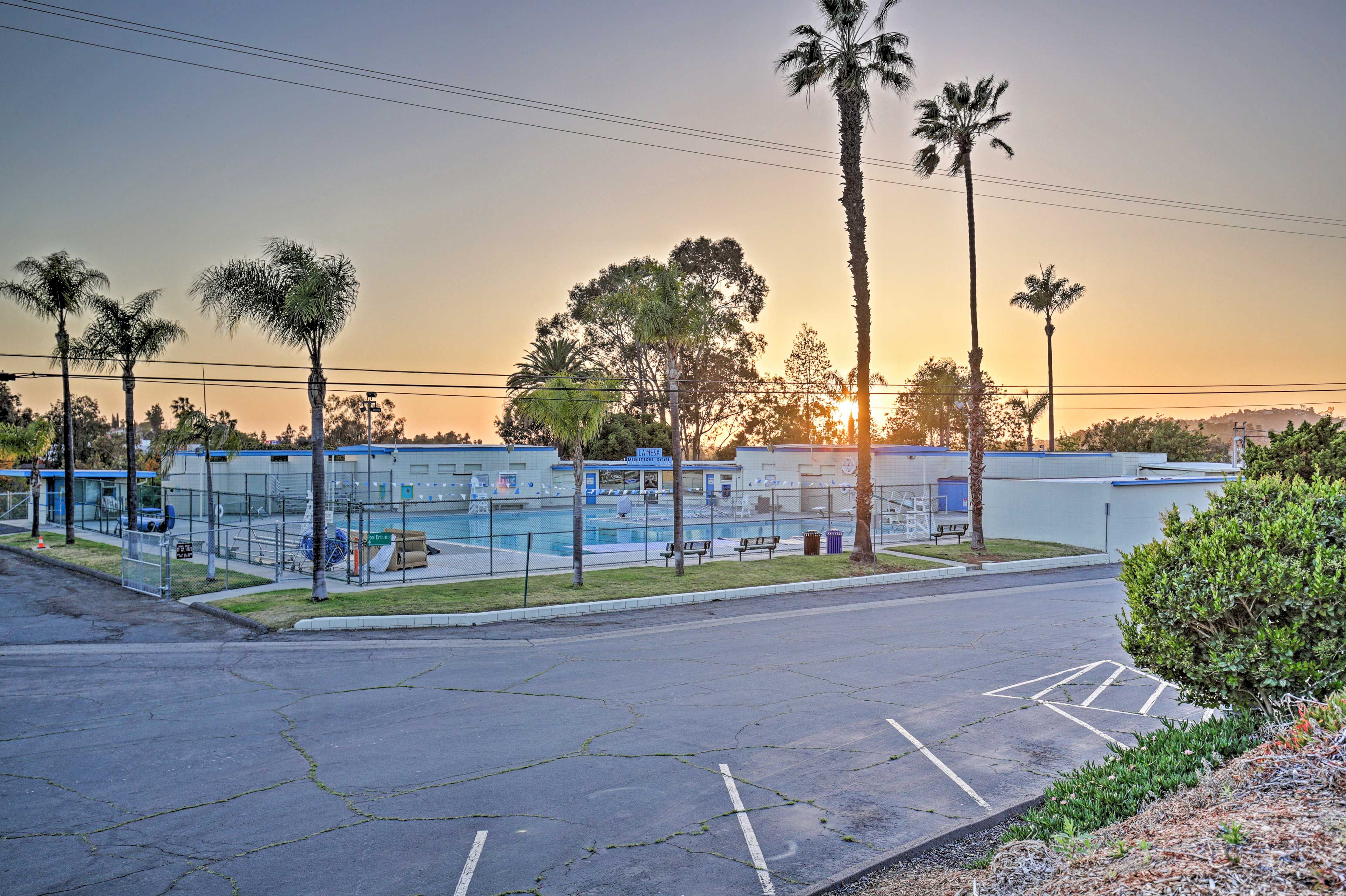 Municipal Pool (Addt'l Fee)