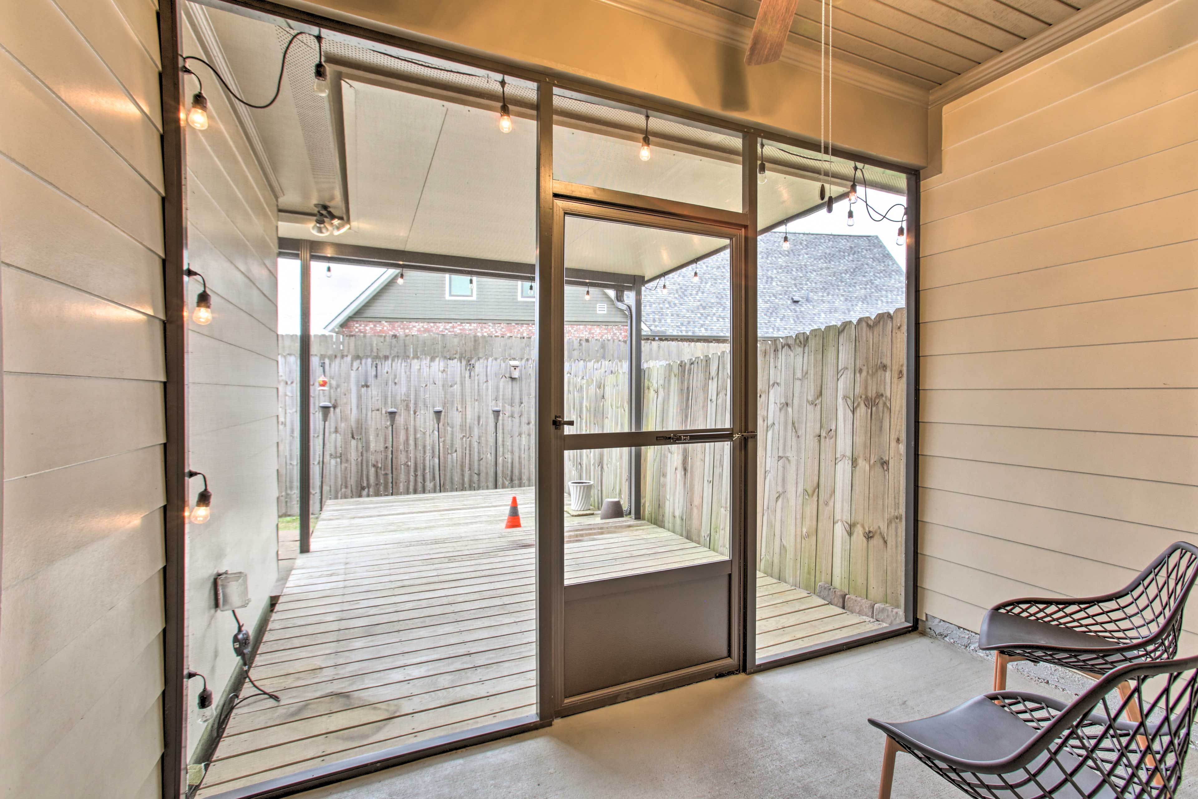 Screened-In Porch