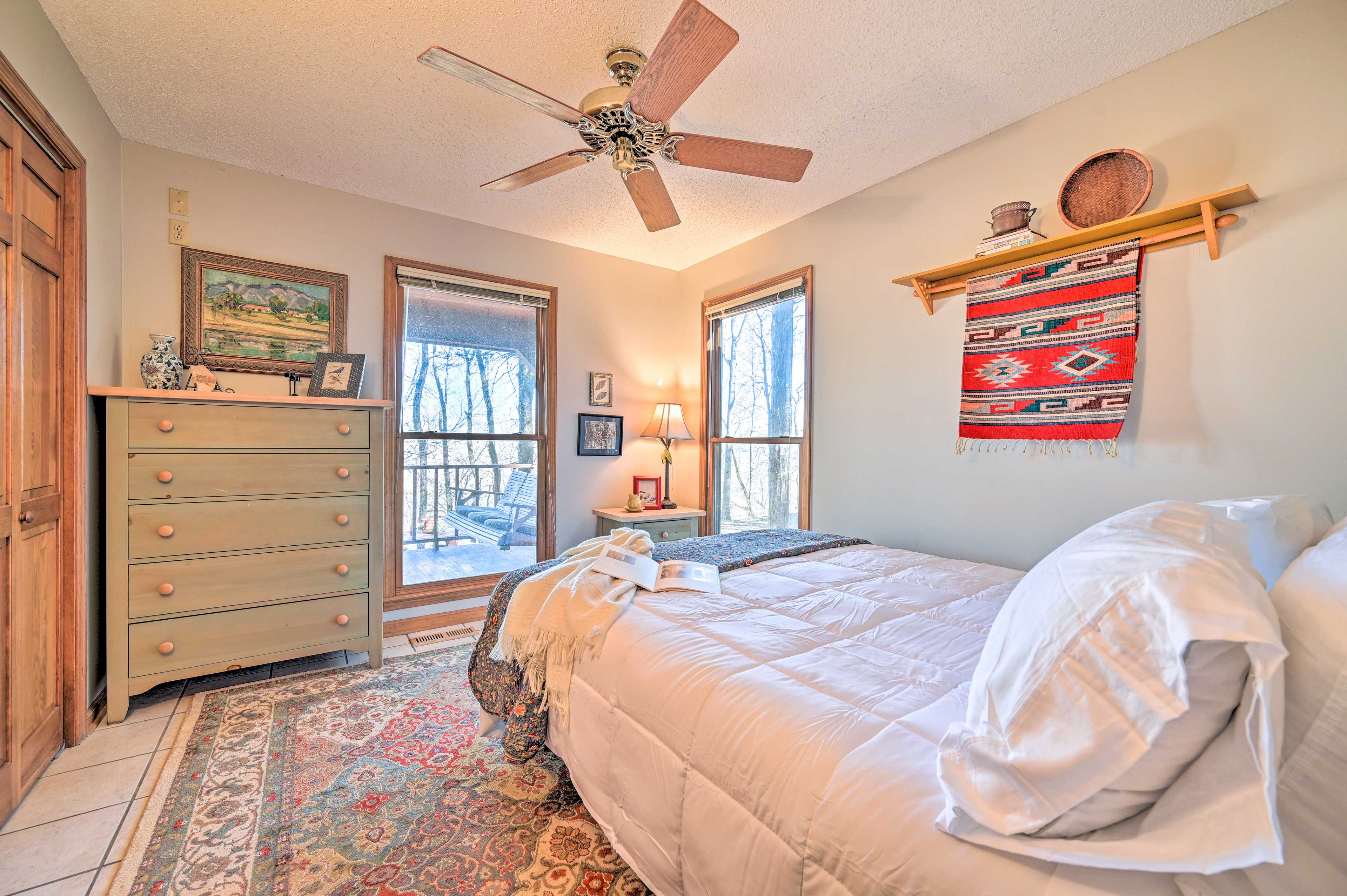 Bedroom | Linens & Towels
