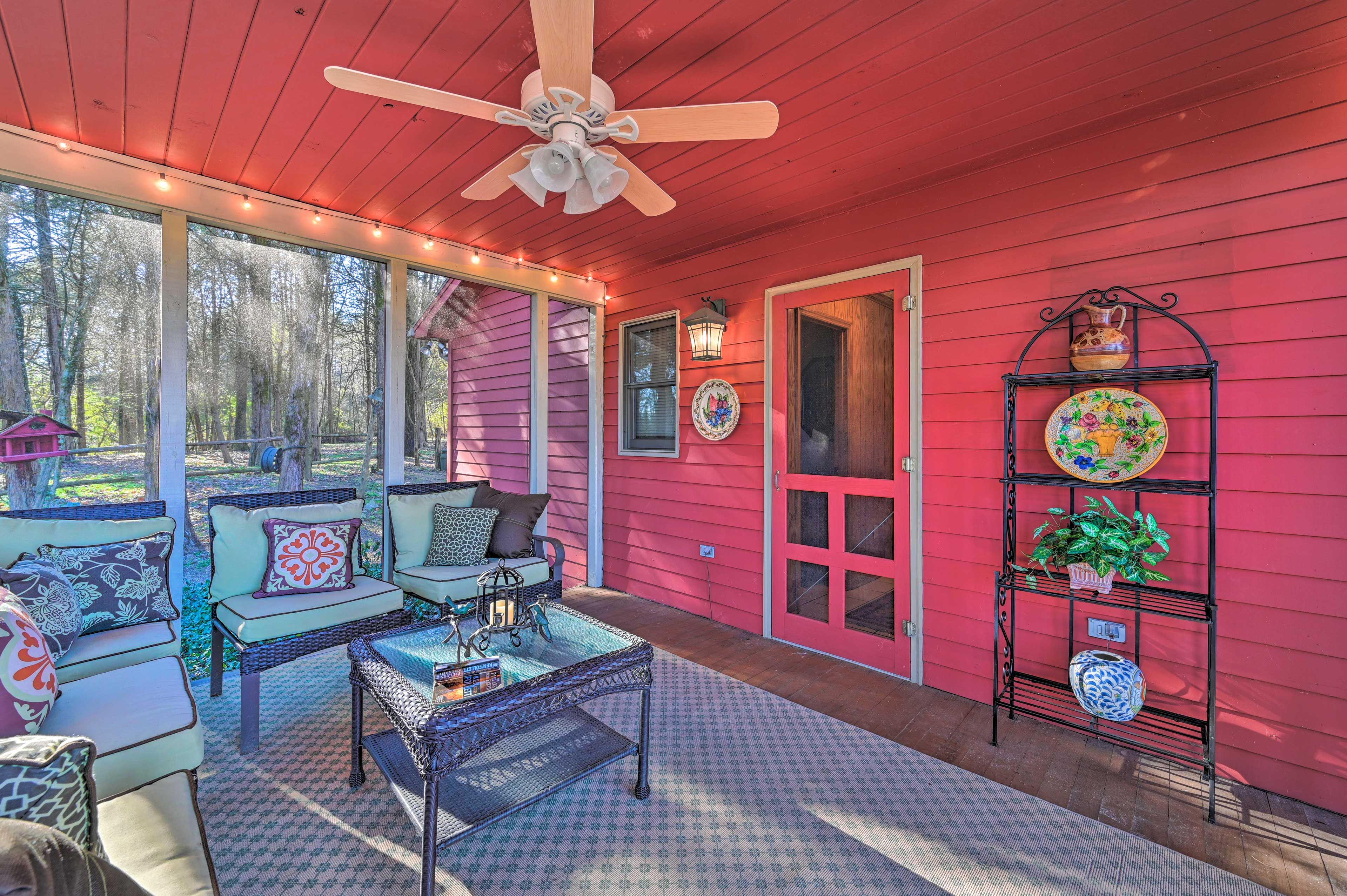 Screened Porch | 1st Floor