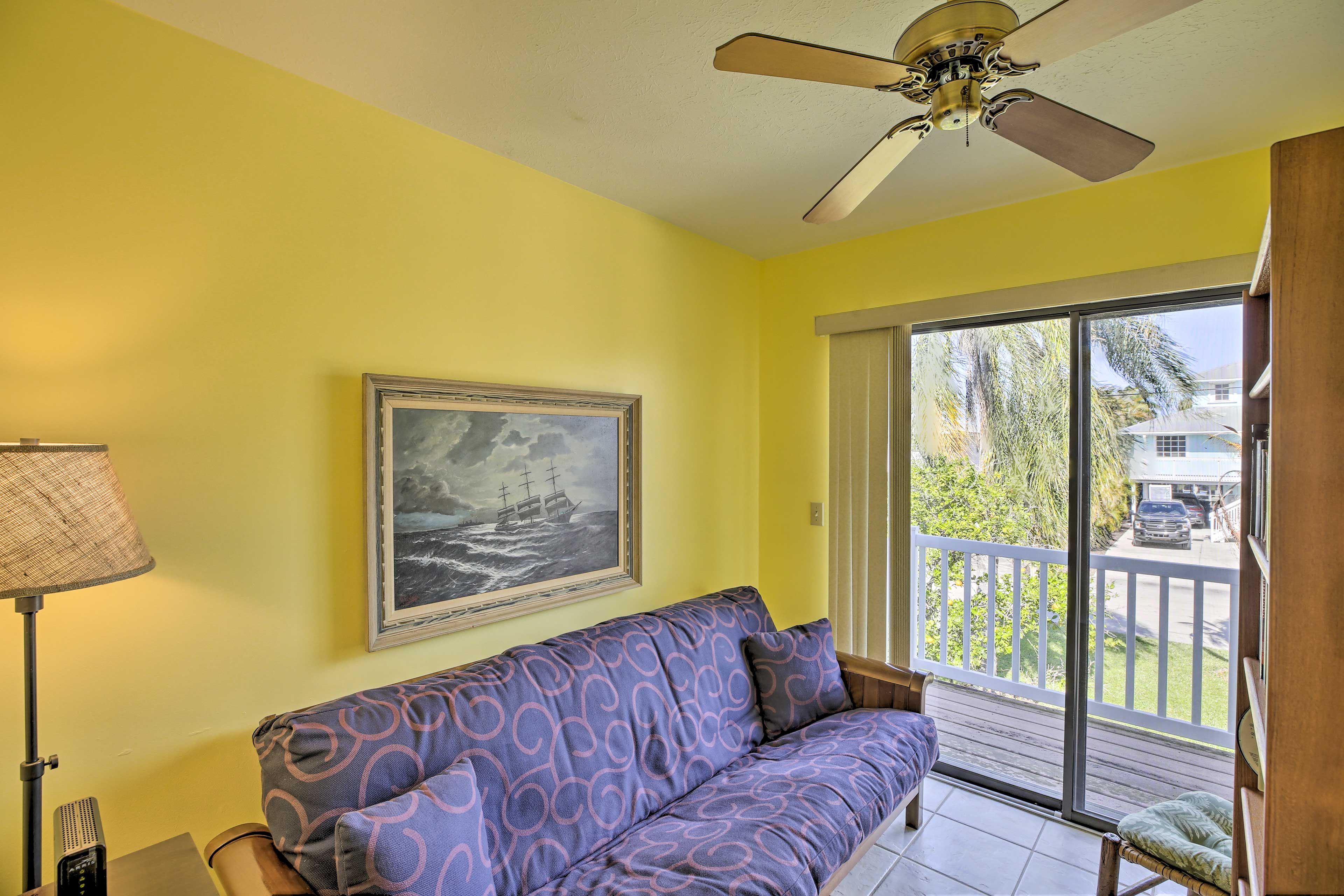 Bedroom 3 | Queen Futon | Access to Private Deck
