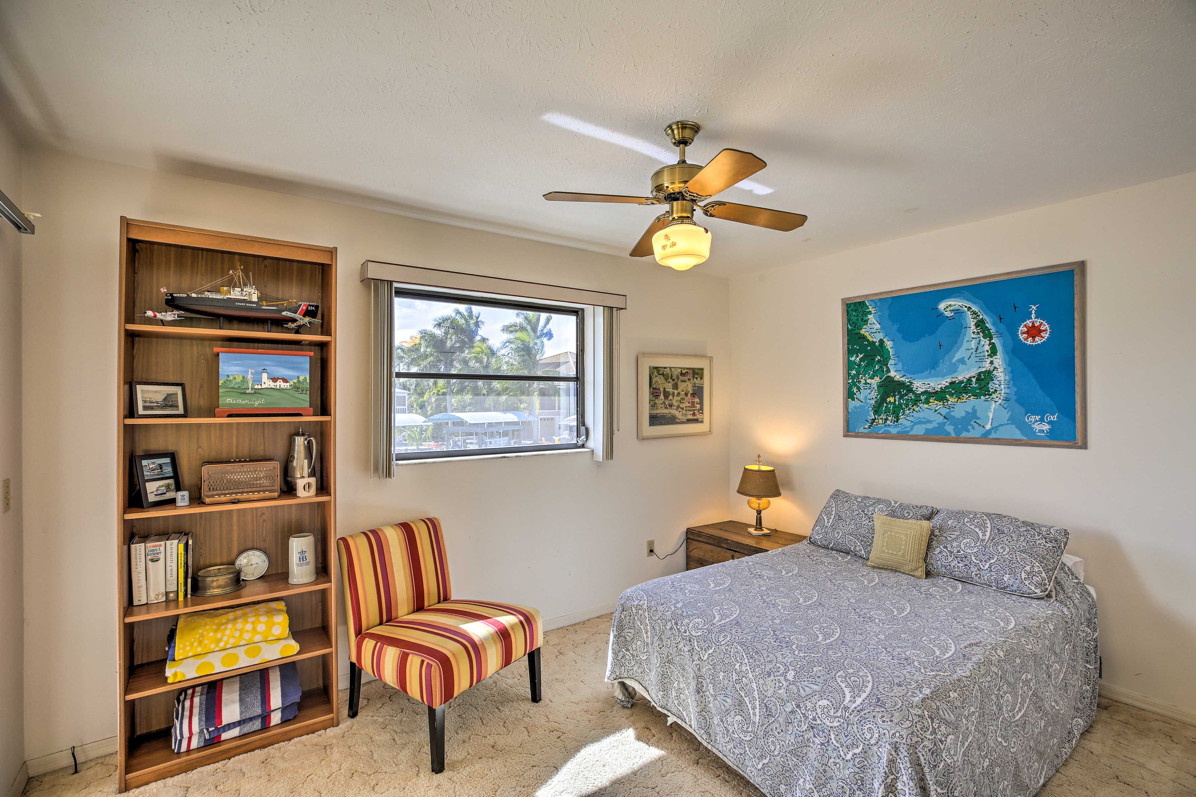 Bedroom 1 | Queen Bed | Linens Provided