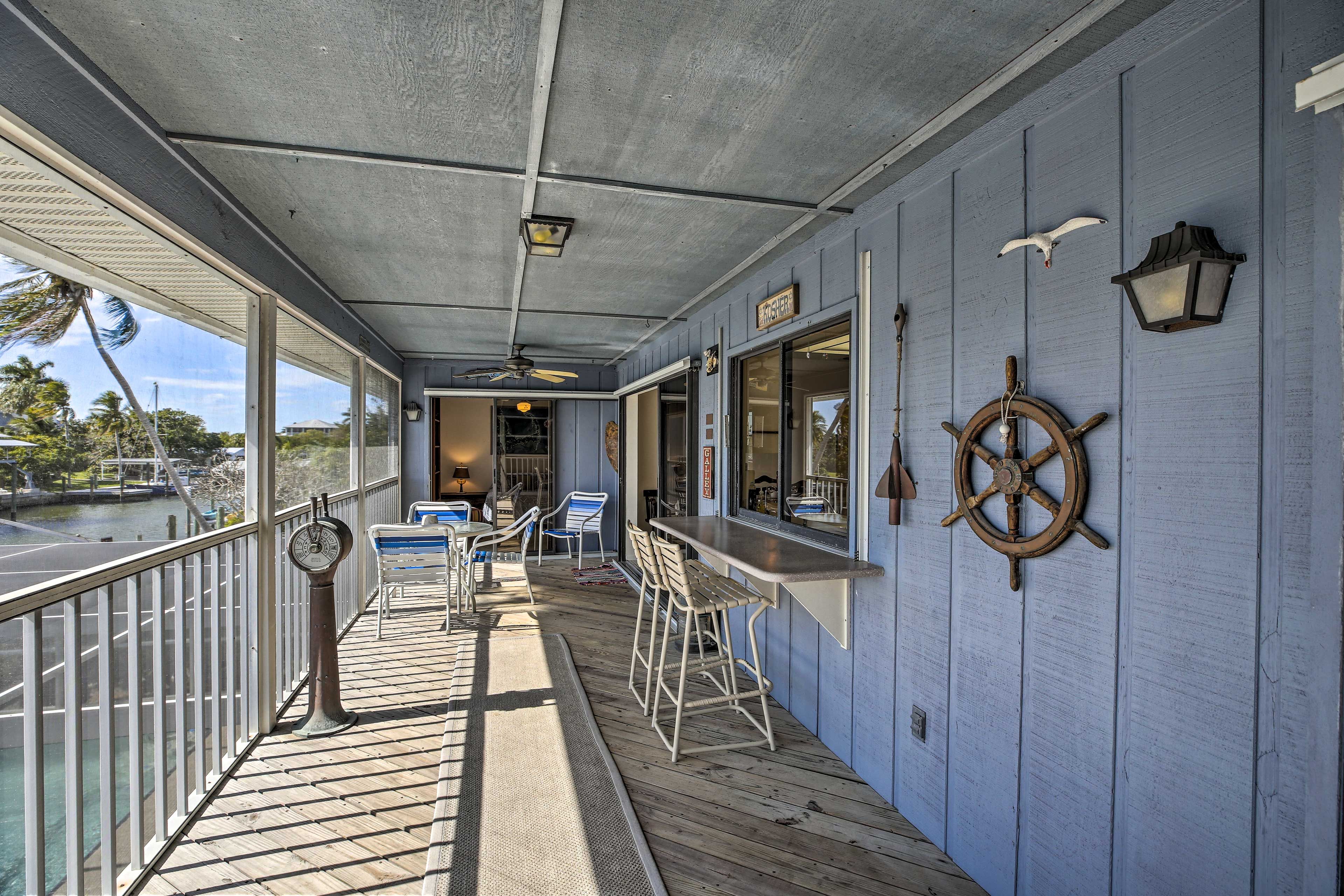 Private Deck