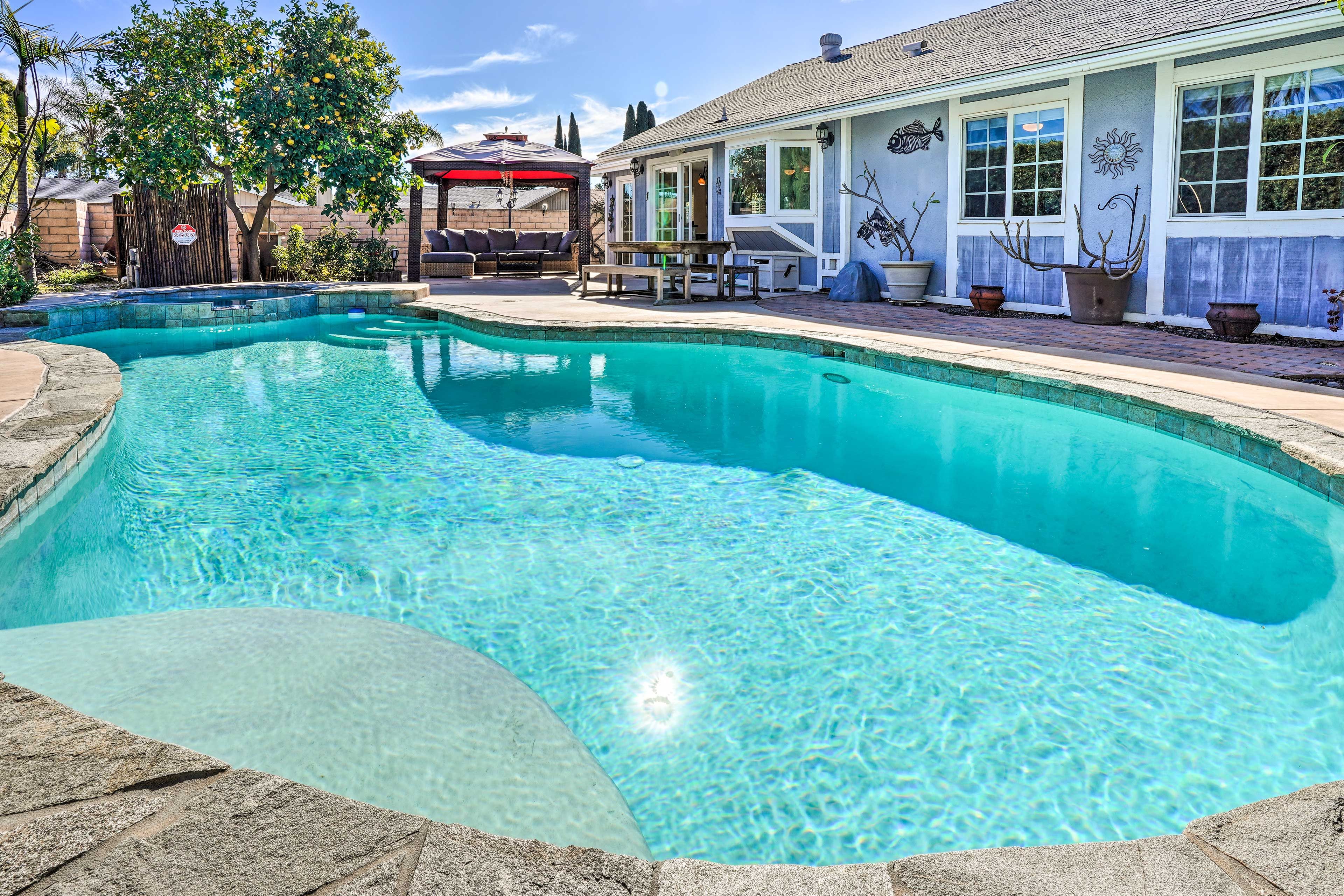 Unheated Pool & Spa