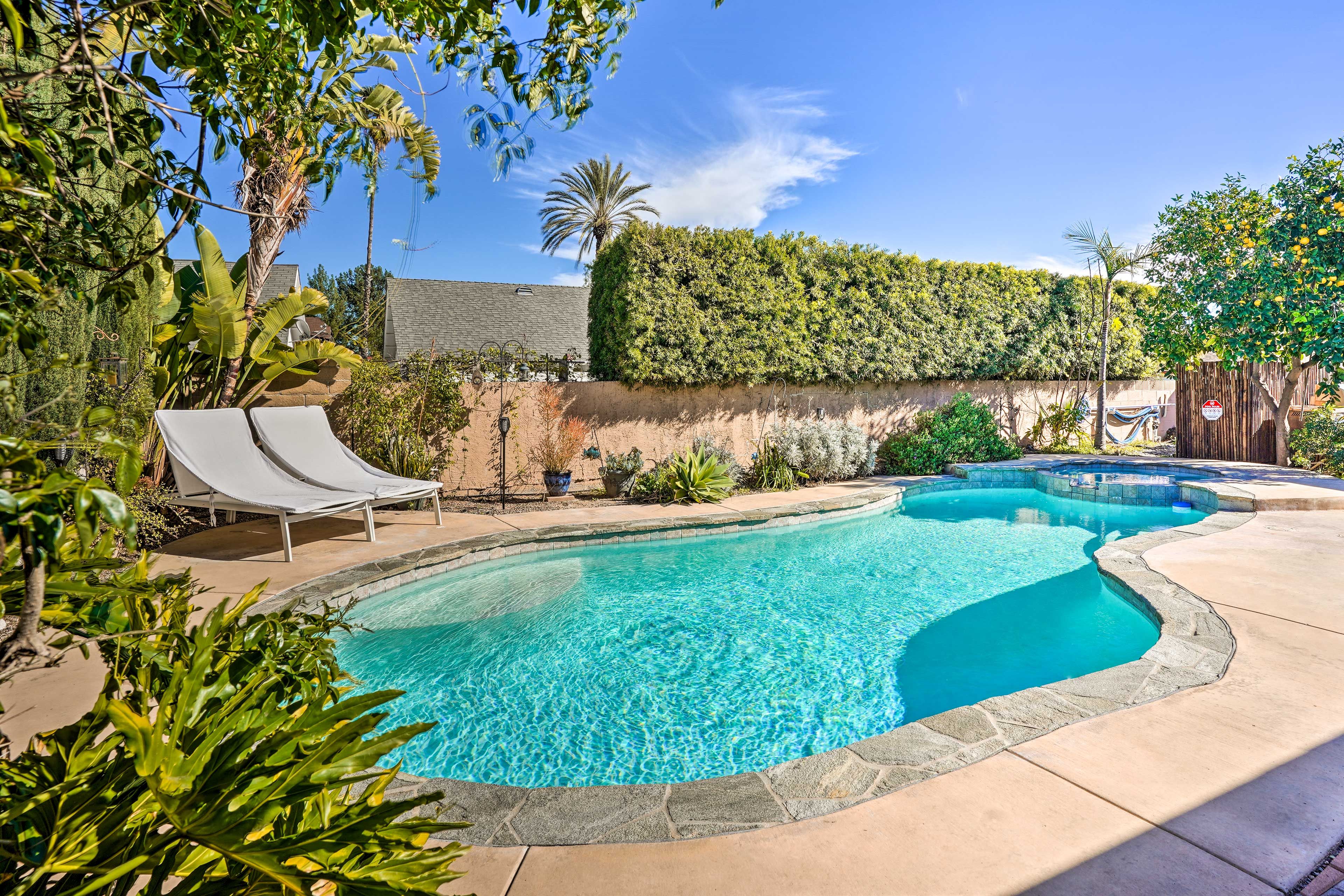 Unheated Pool & Spa