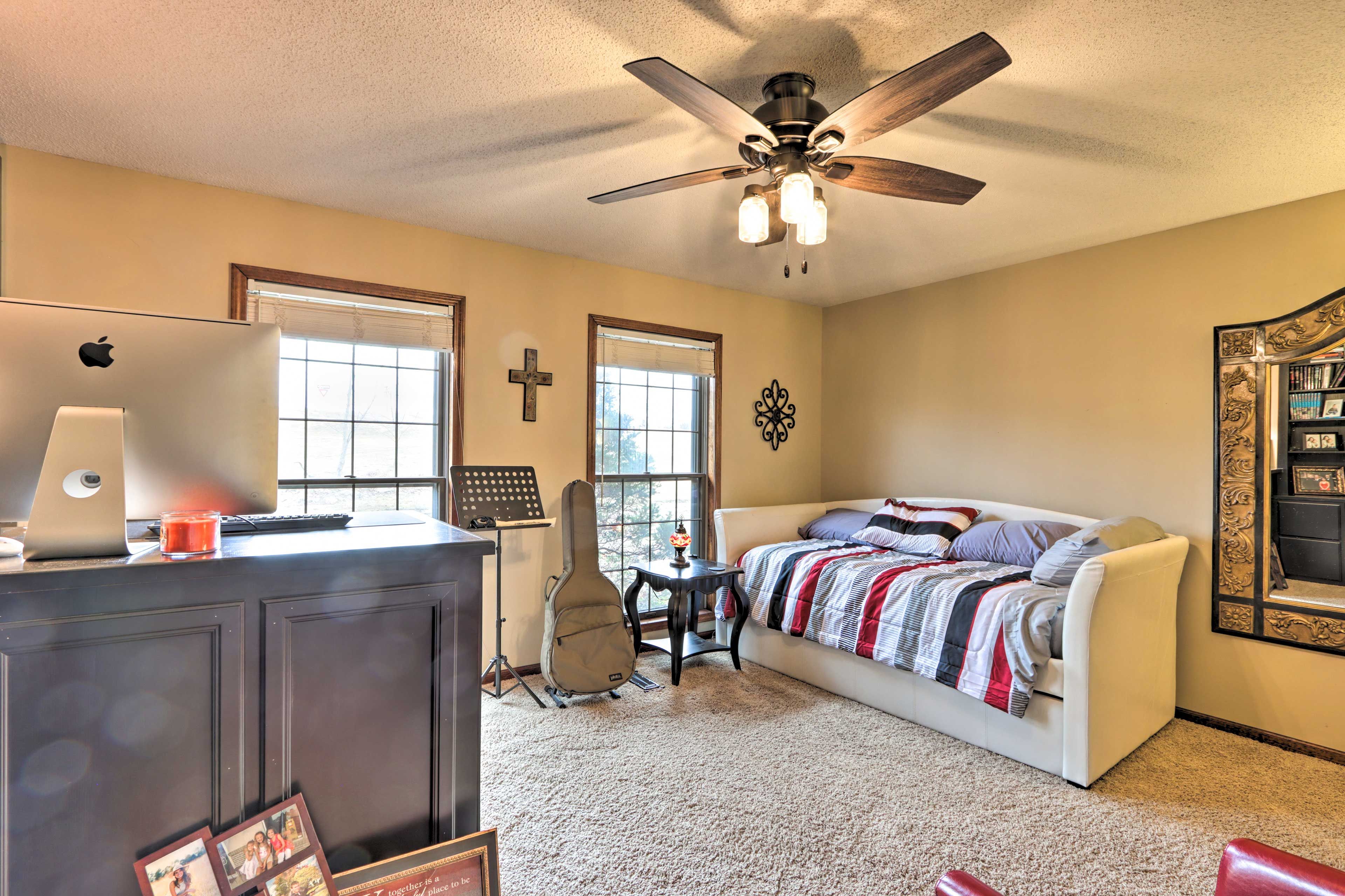 Office | Twin Daybed | Twin Trundle