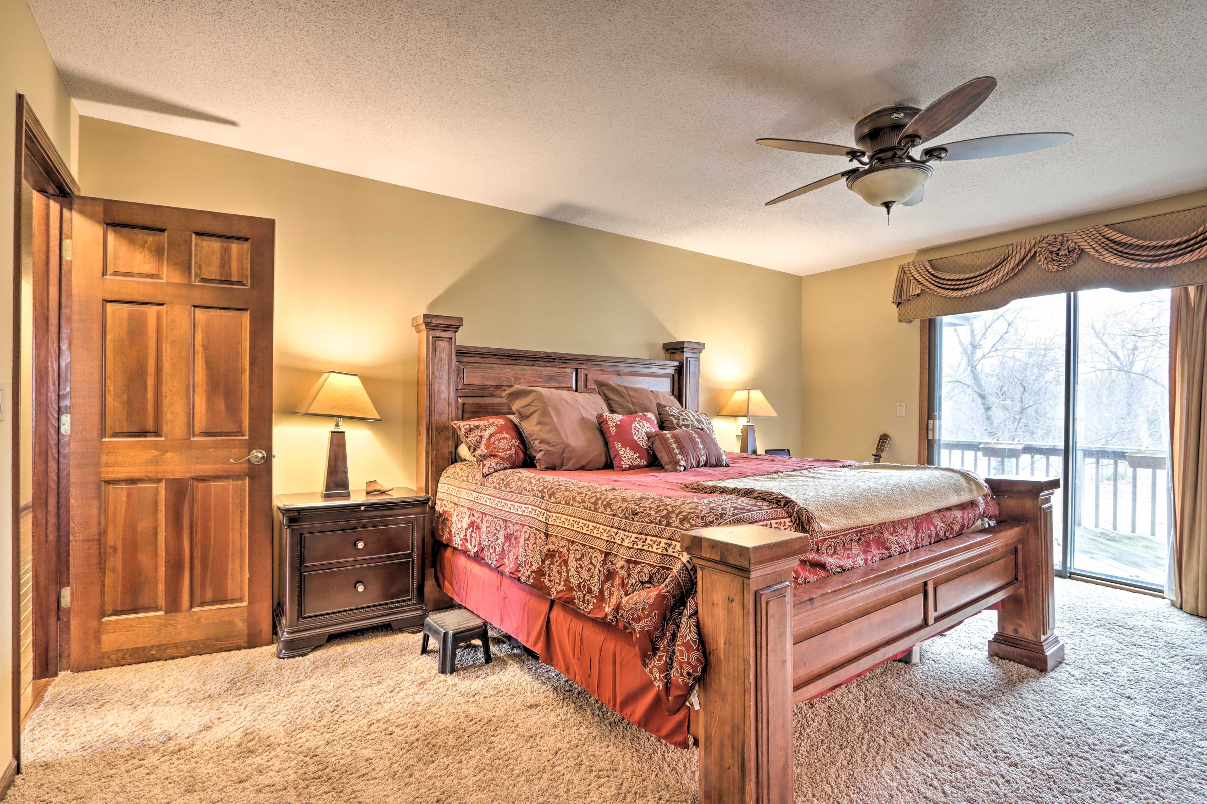 Bedroom 1 | King Bed | Linens Provided | Main Level