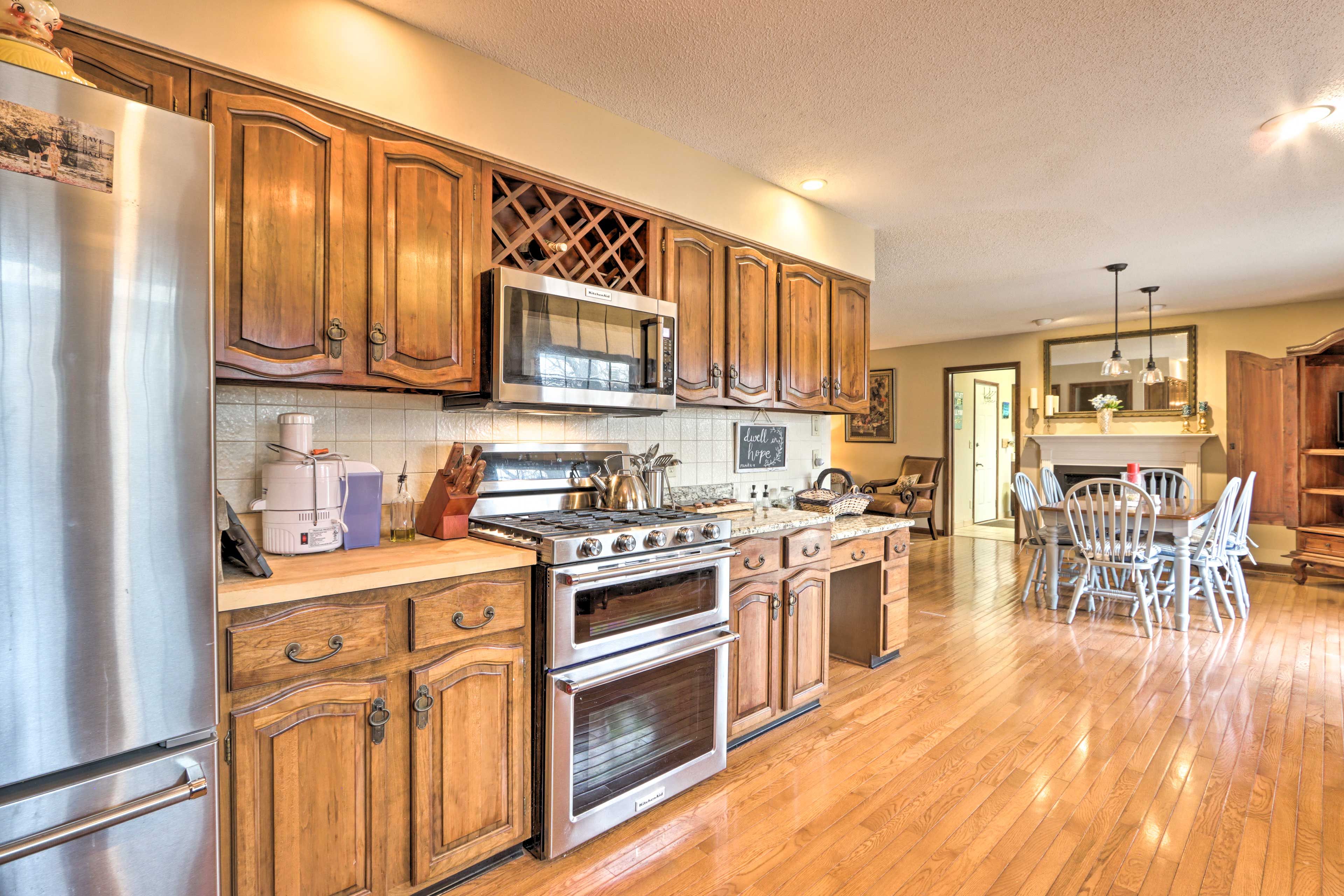 Kitchen | Coffee Maker | Blender | Toaster | Crockpot
