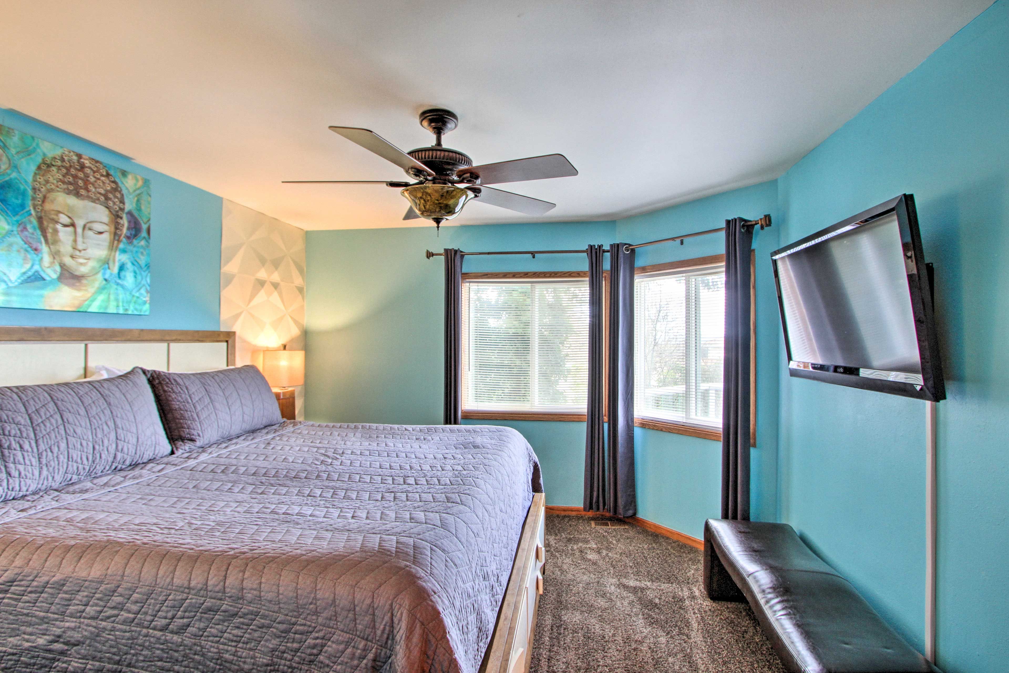 Bedroom 1 | 2nd Floor | King Bed