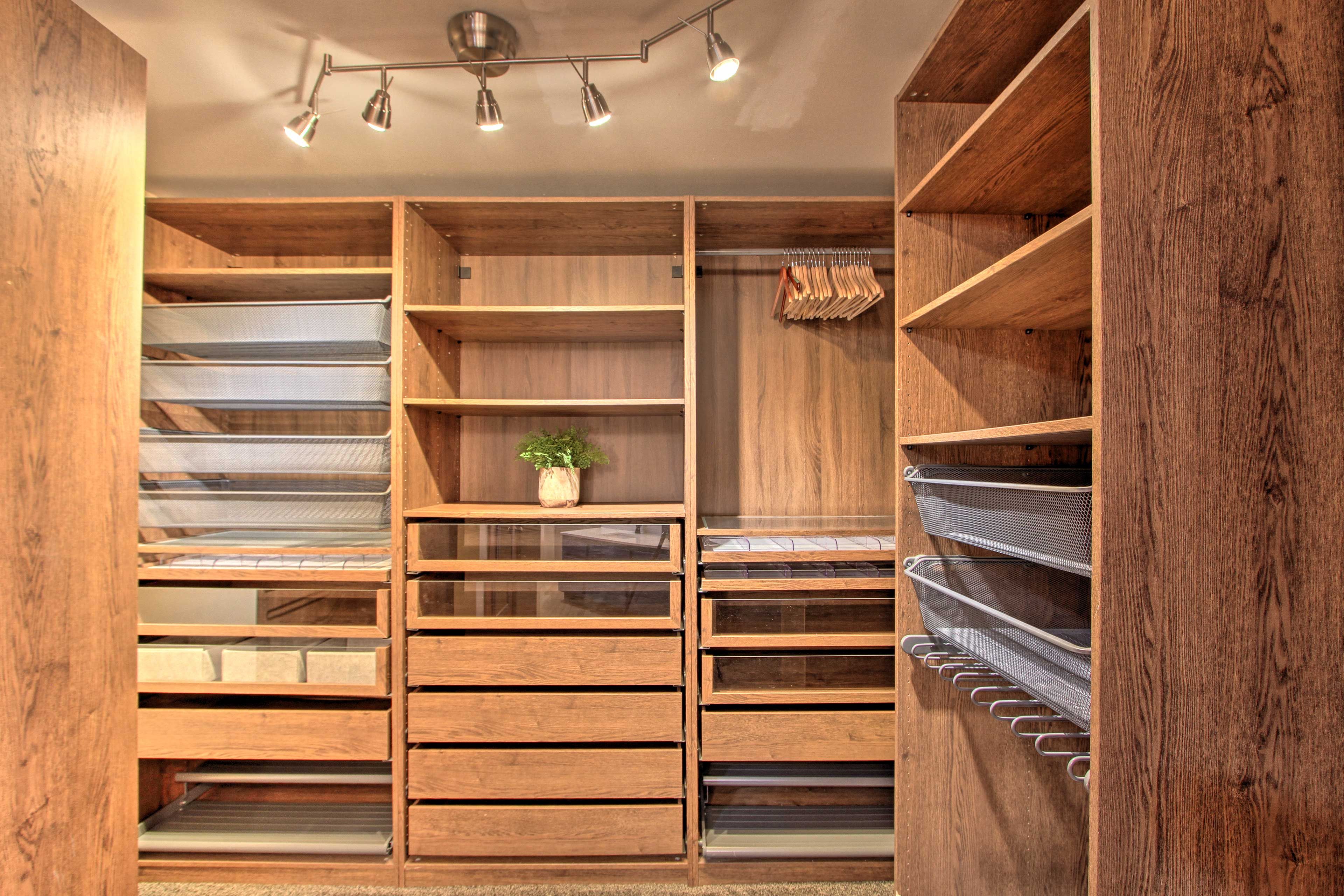 Walk-In Closet