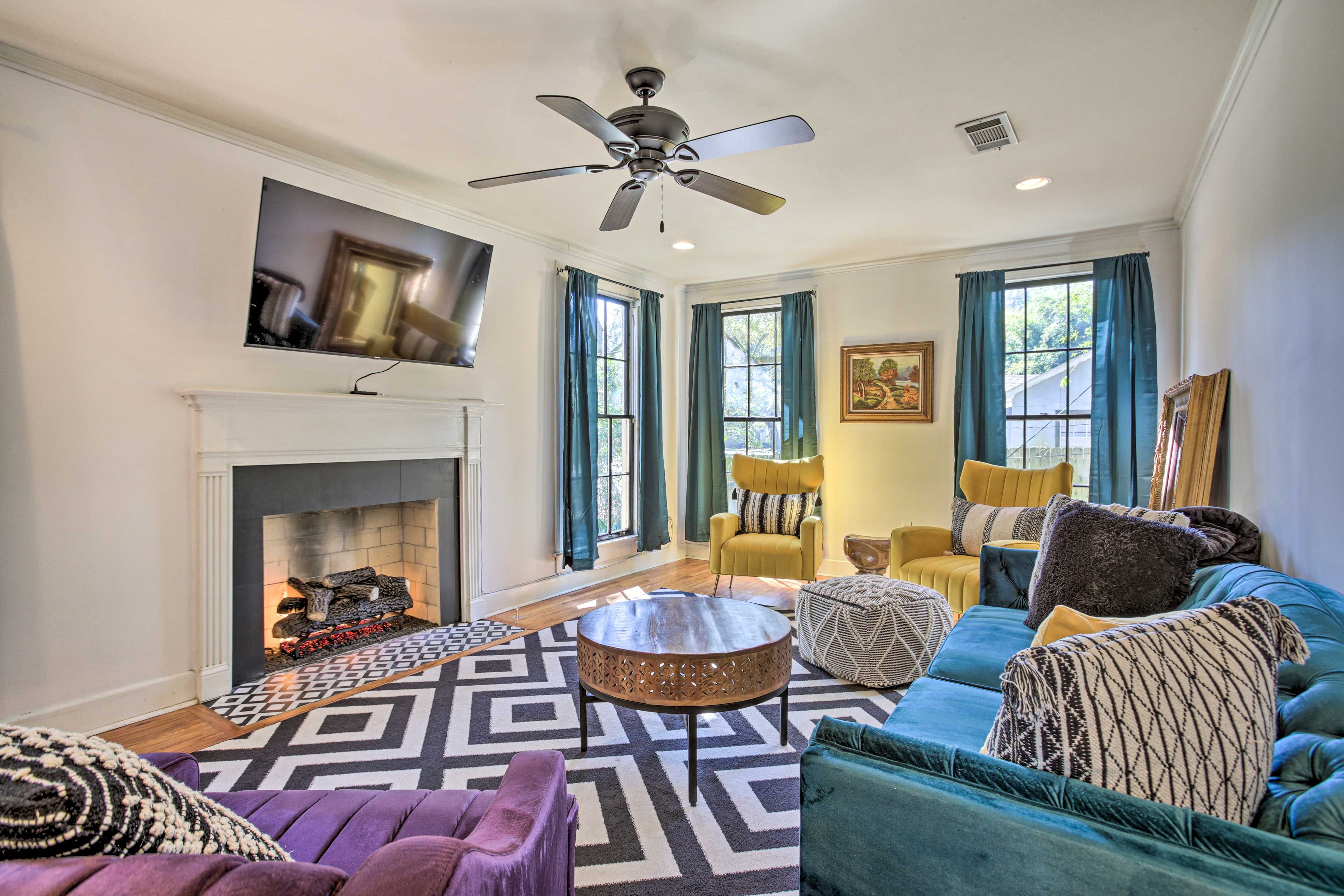Living Room | Keyless Entry