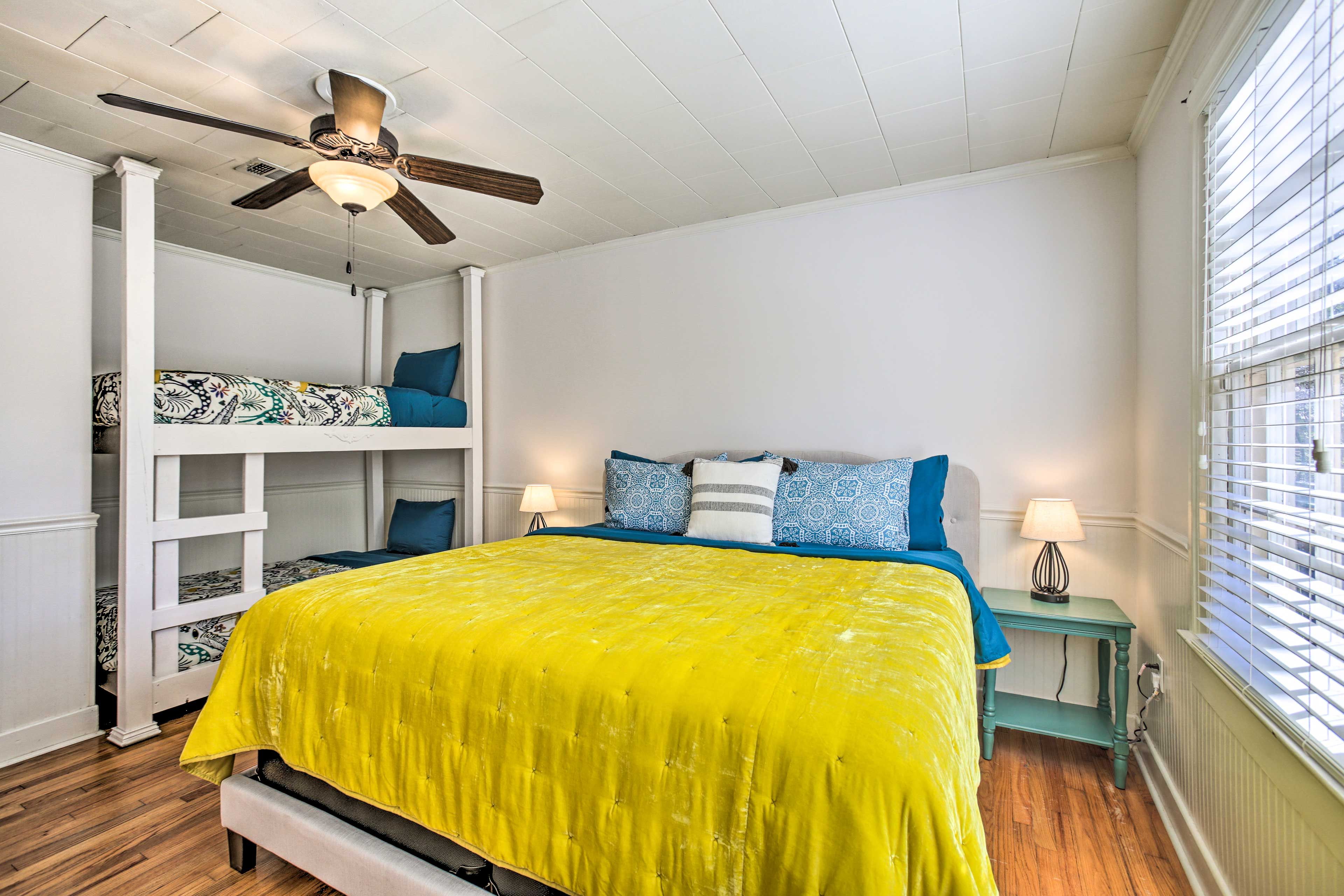 Bedroom 2 | King Bed | Twin Bunk Bed