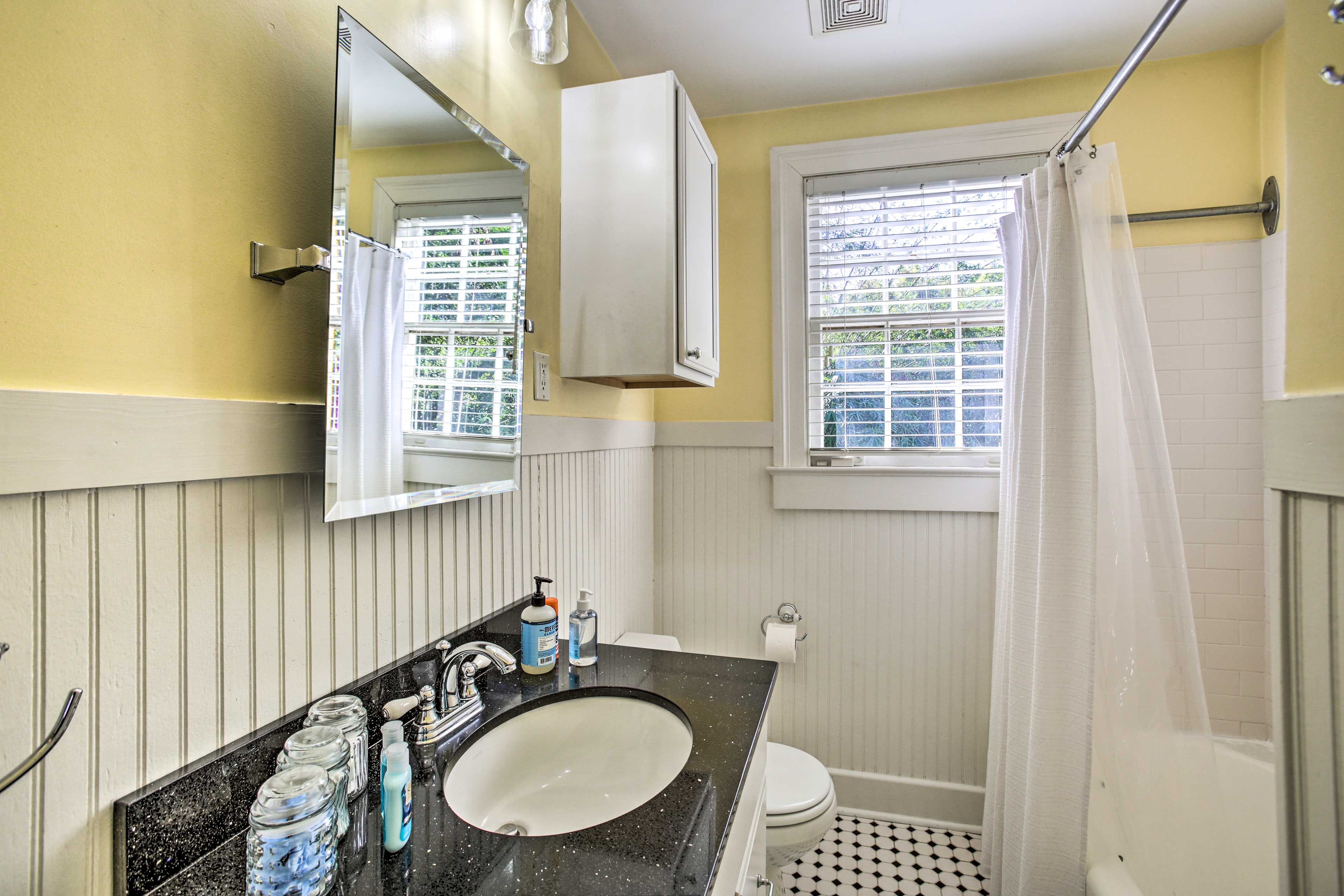 Bathroom | Towels Provided