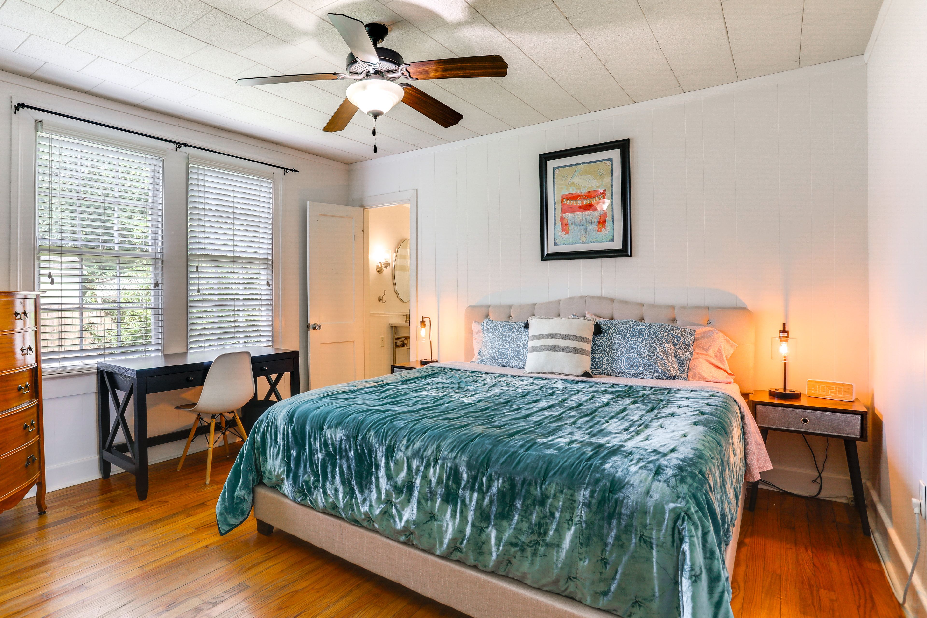Bedroom 1 | King Bed