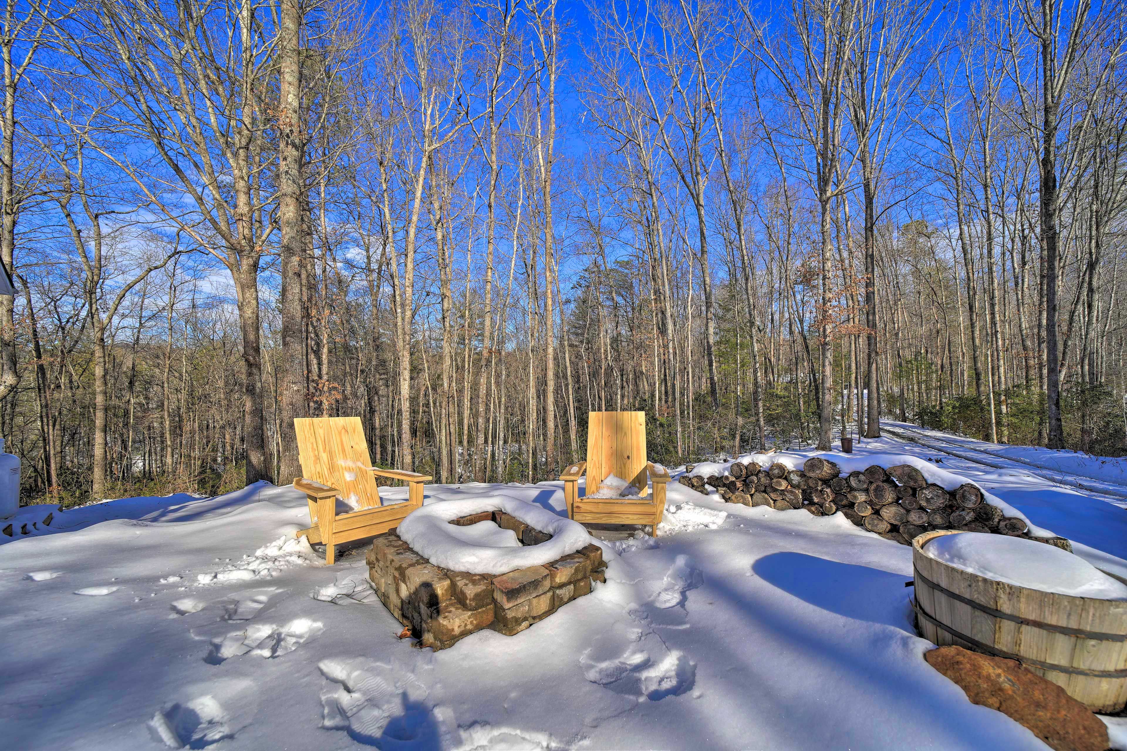 Yard | Wood-Burning Fire Pit