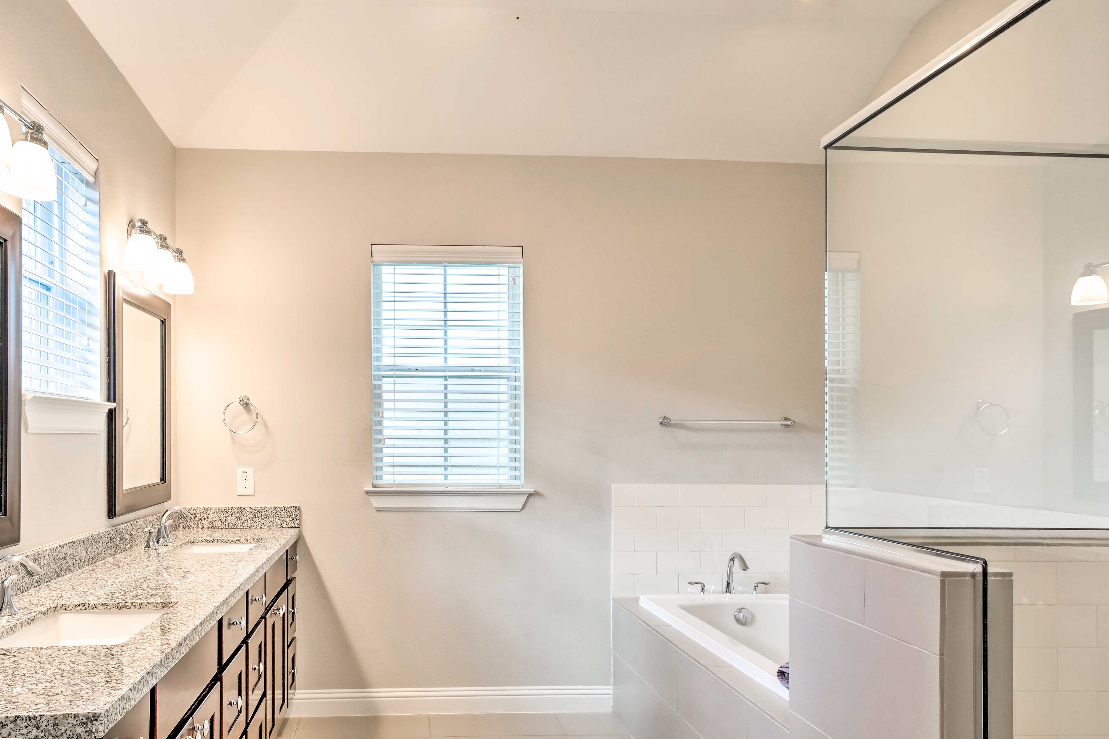 En-Suite Bathroom