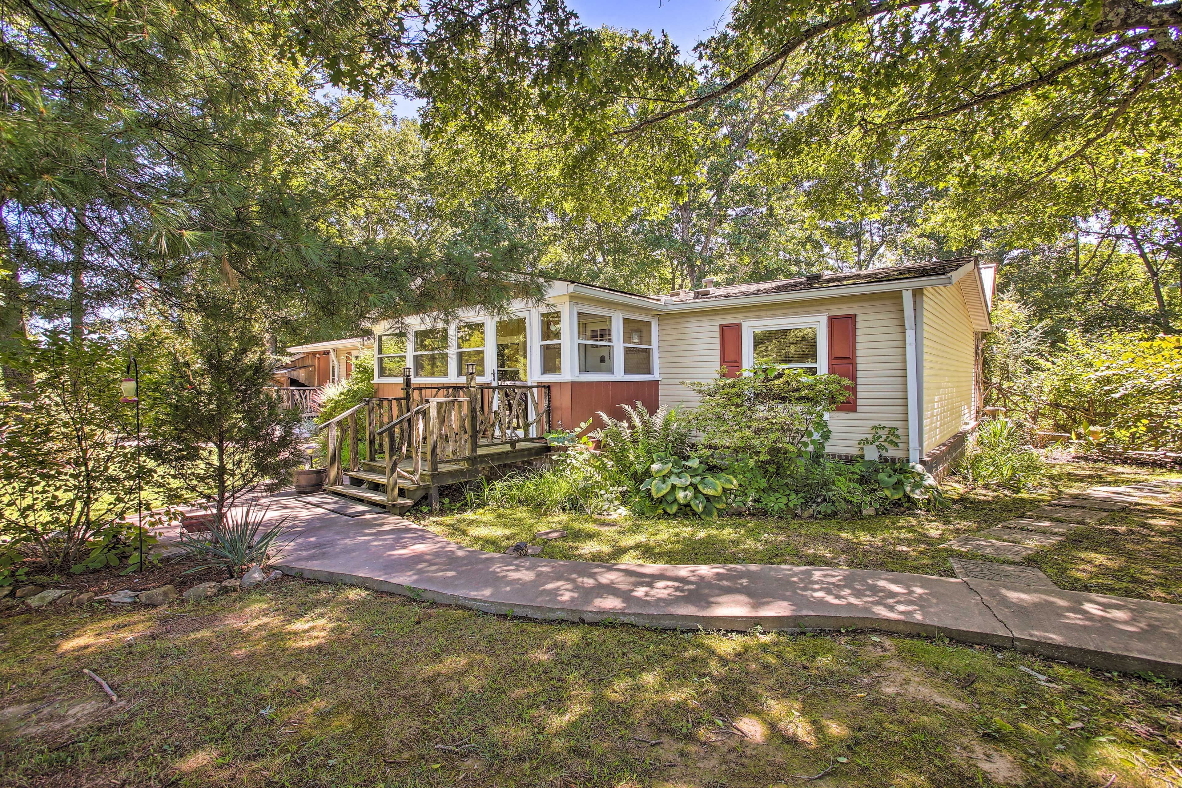 Home Exterior | 2 Acres
